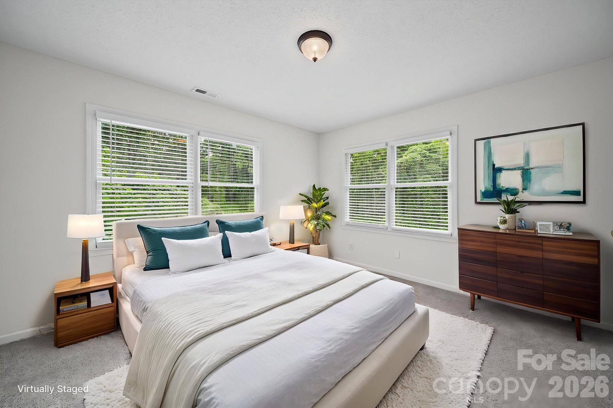 1625 Begonia Way Property Photo 12