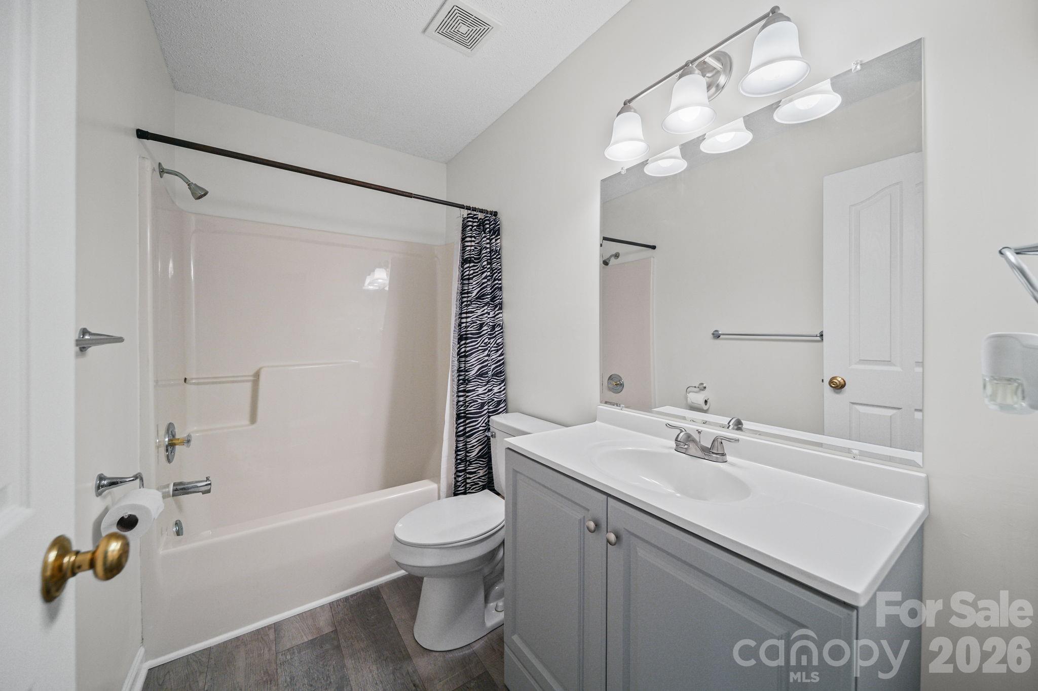 1625 Begonia Way Property Photo 16