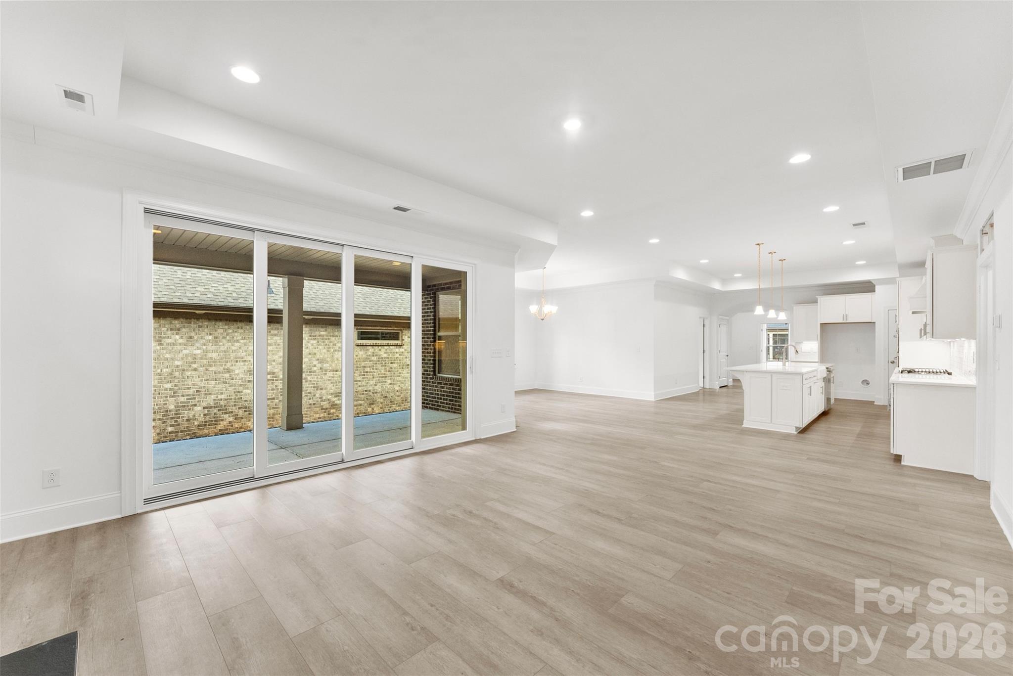 411 Newstyle Way Property Photo 8