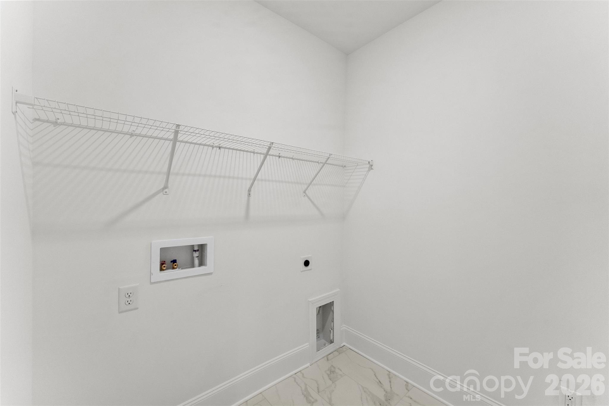 411 Newstyle Way Property Photo 16