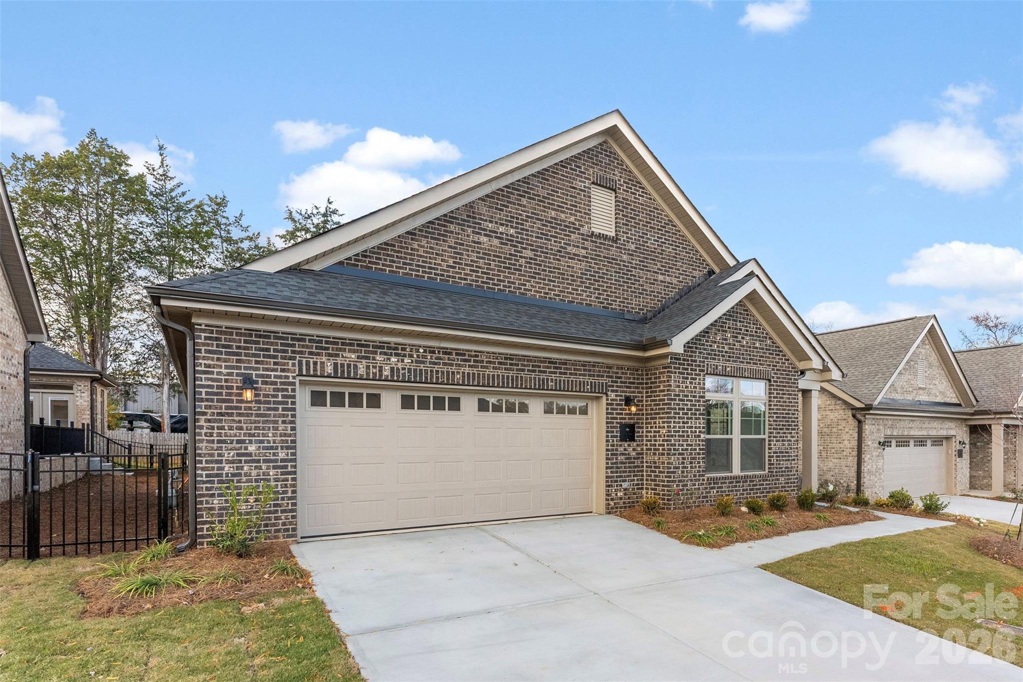 411 Newstyle Way Property Photo 23