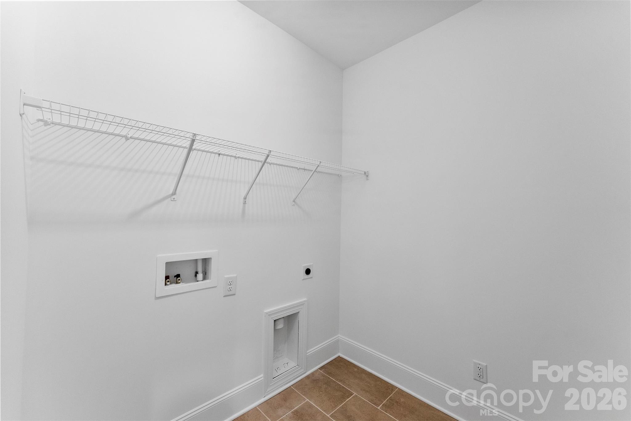 415 Newstyle Way Property Photo 17