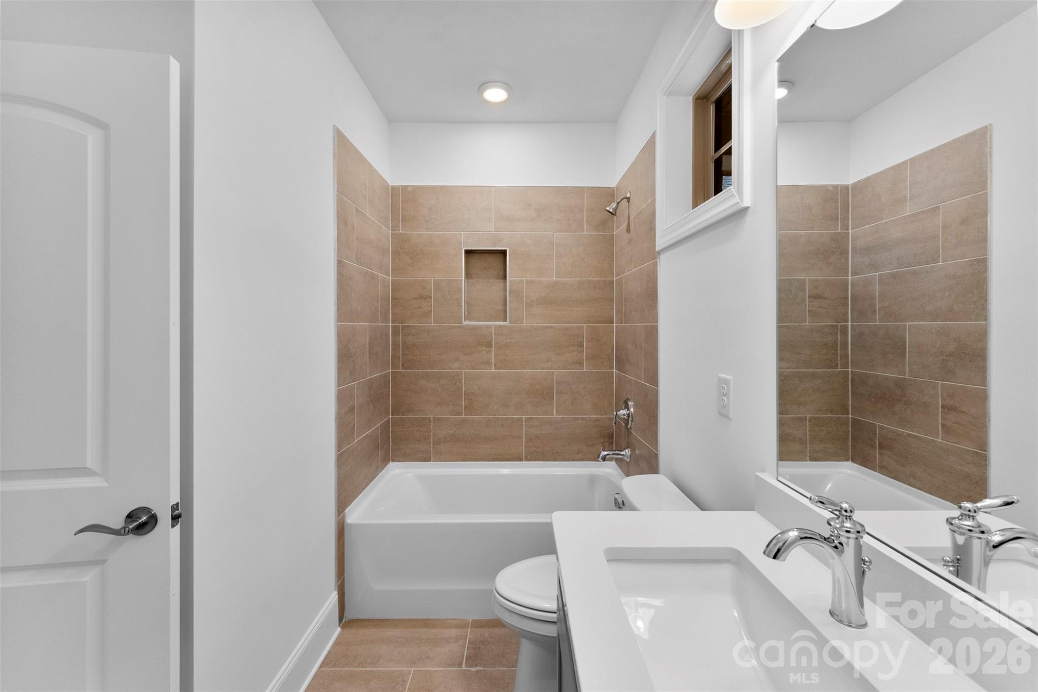 415 Newstyle Way Property Photo 21