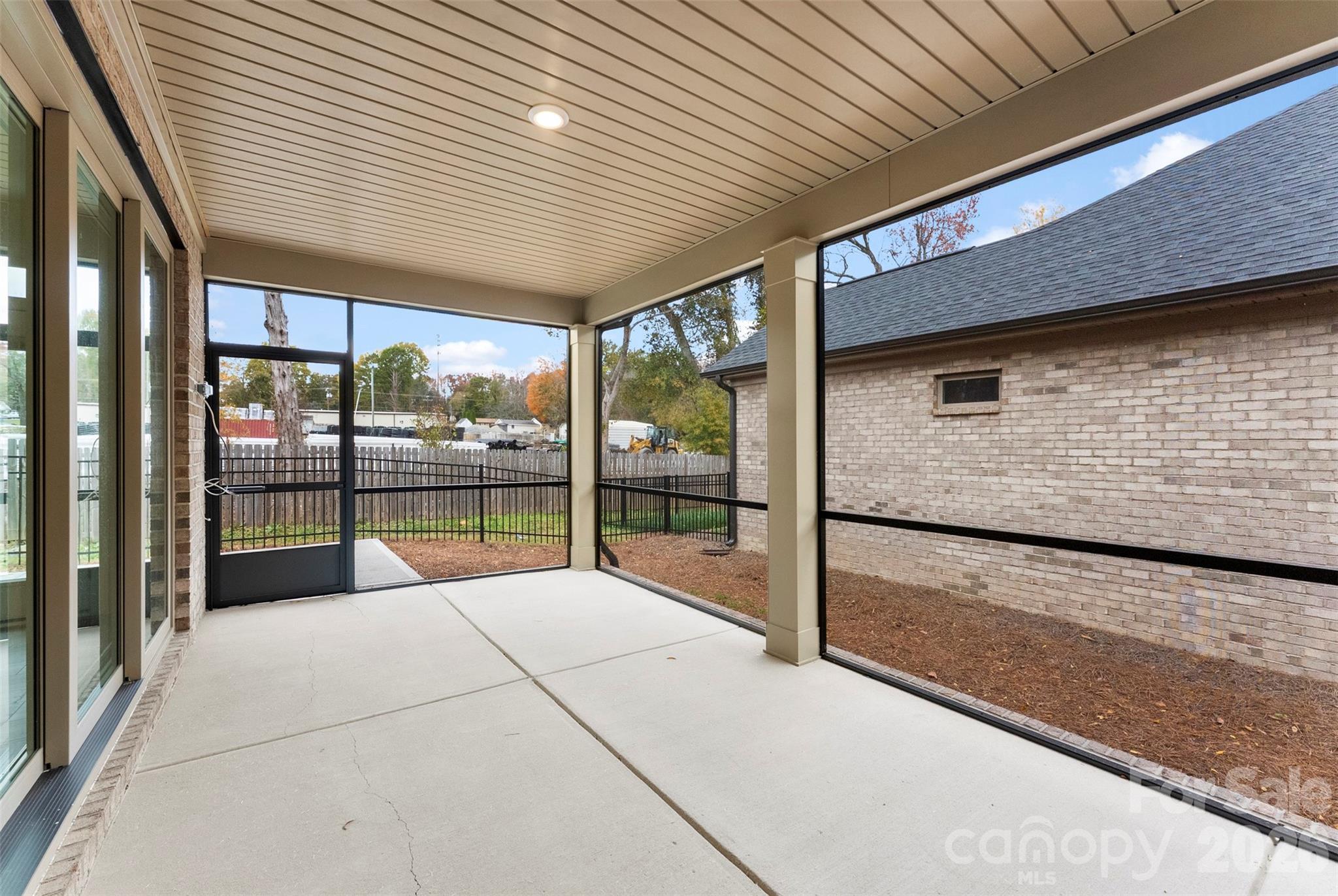 415 Newstyle Way Property Photo 24