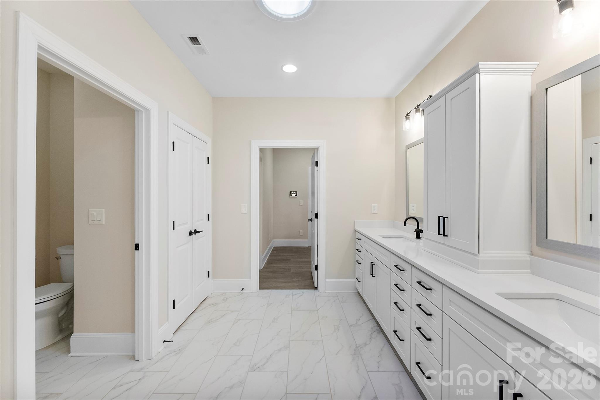 3089 Founding Fathers Drive Property Photo 13