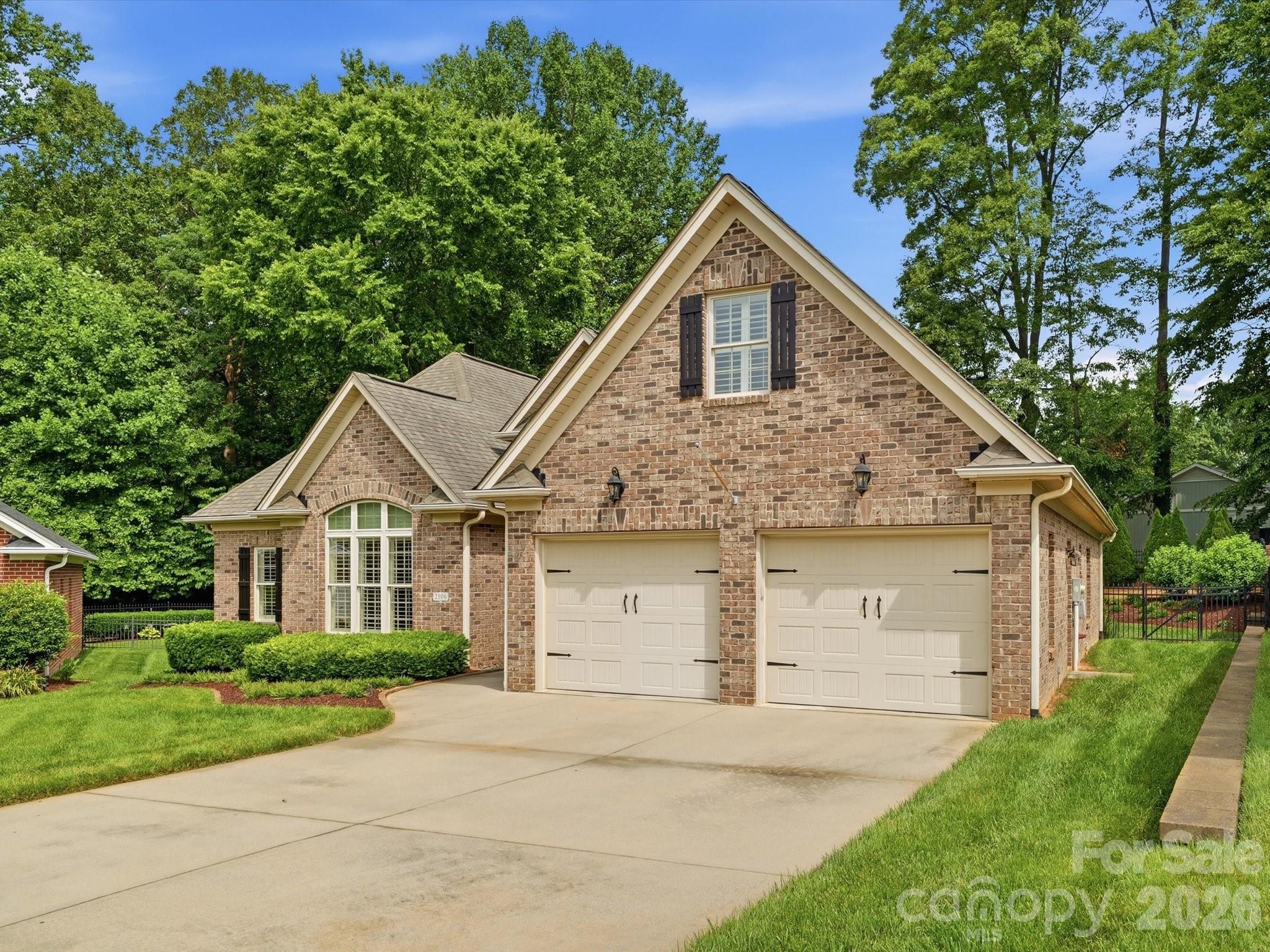 2106 Brookberry Lane Property Photo 3