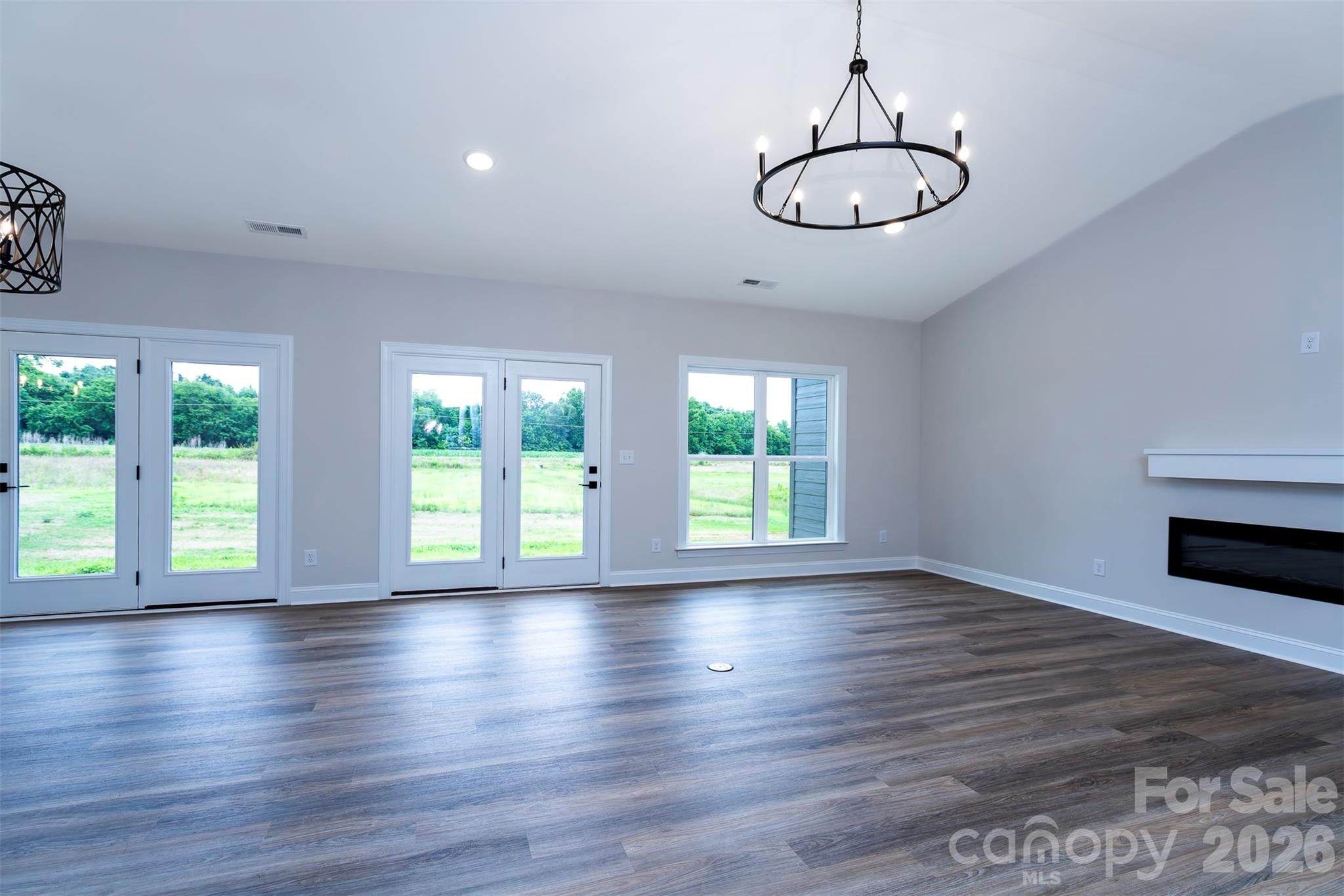 3008 Buffet Lane Property Photo 9