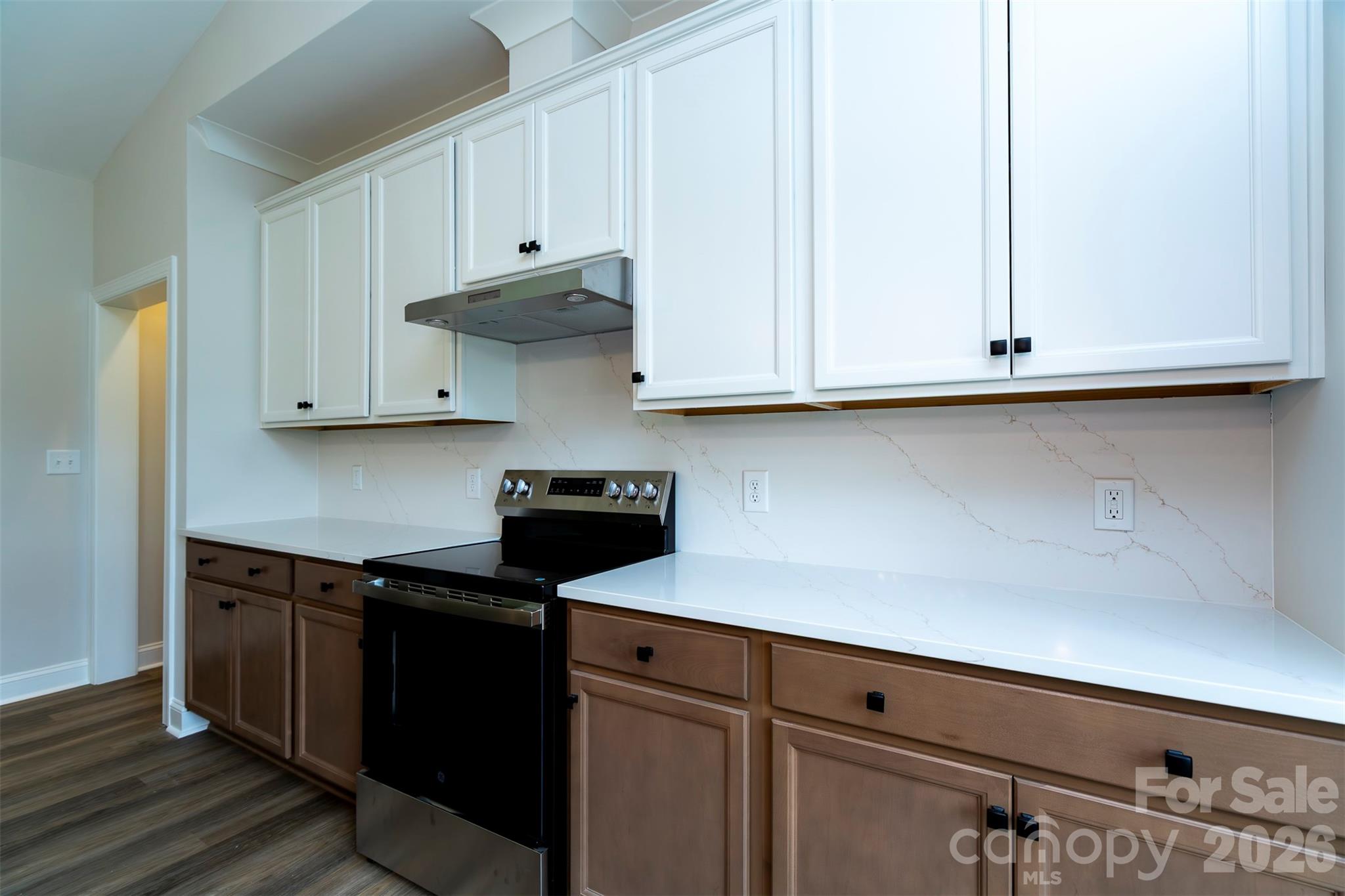 3008 Buffet Lane Property Photo 17