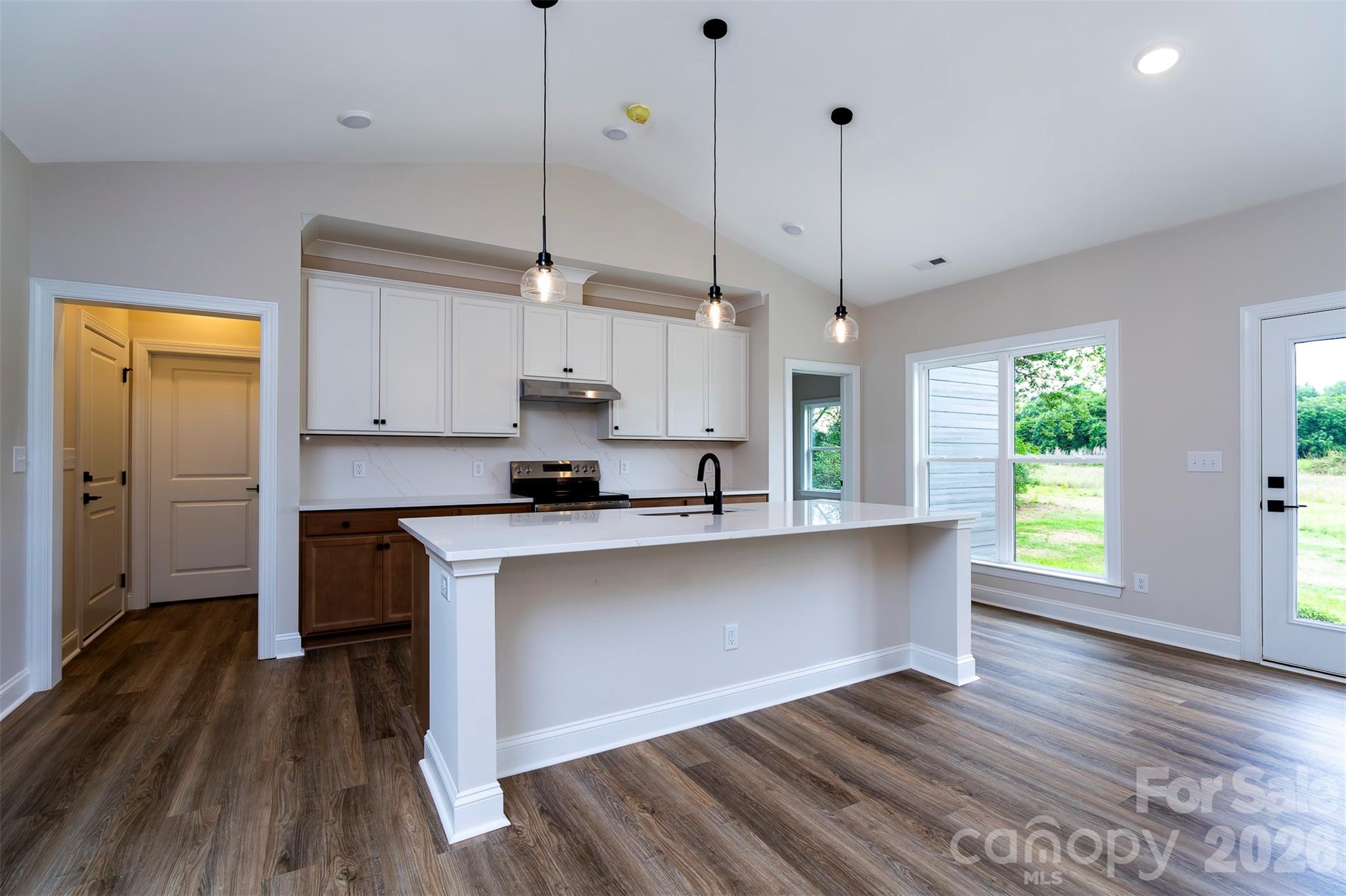 3008 Buffet Lane Property Photo 18
