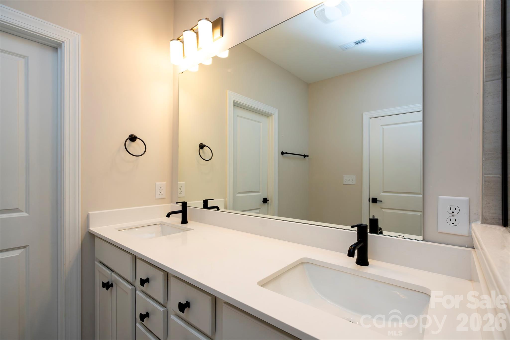 3008 Buffet Lane Property Photo 24