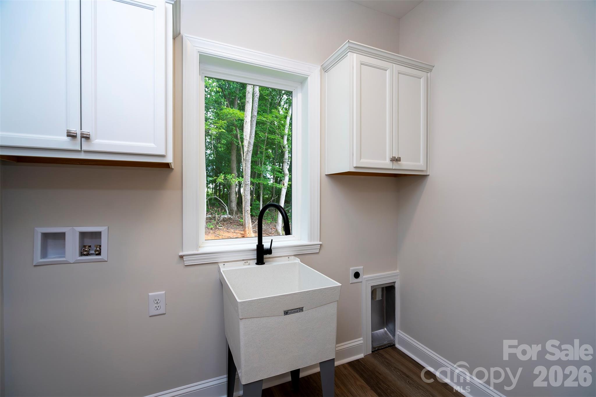 3008 Buffet Lane Property Photo 32