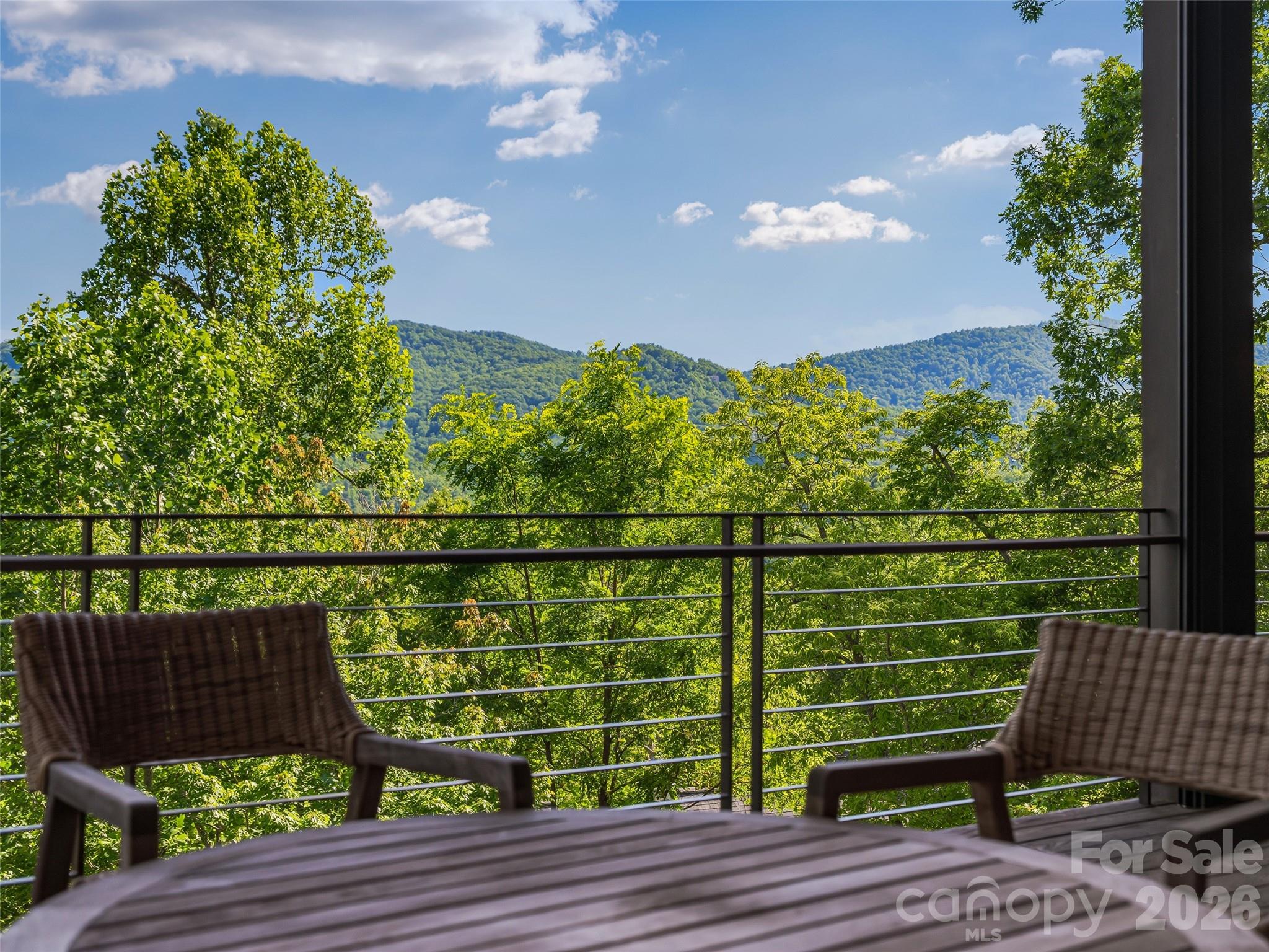 1121 Timberbluff Way Property Photo 35