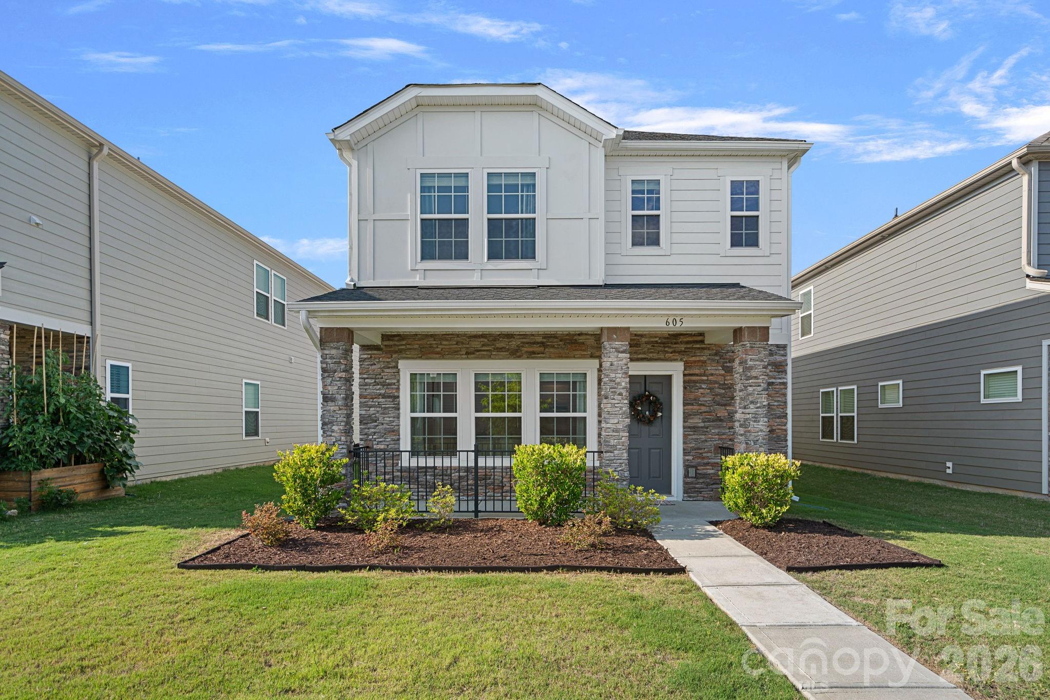 605 Cedar Knoll Circle Property Photo 1