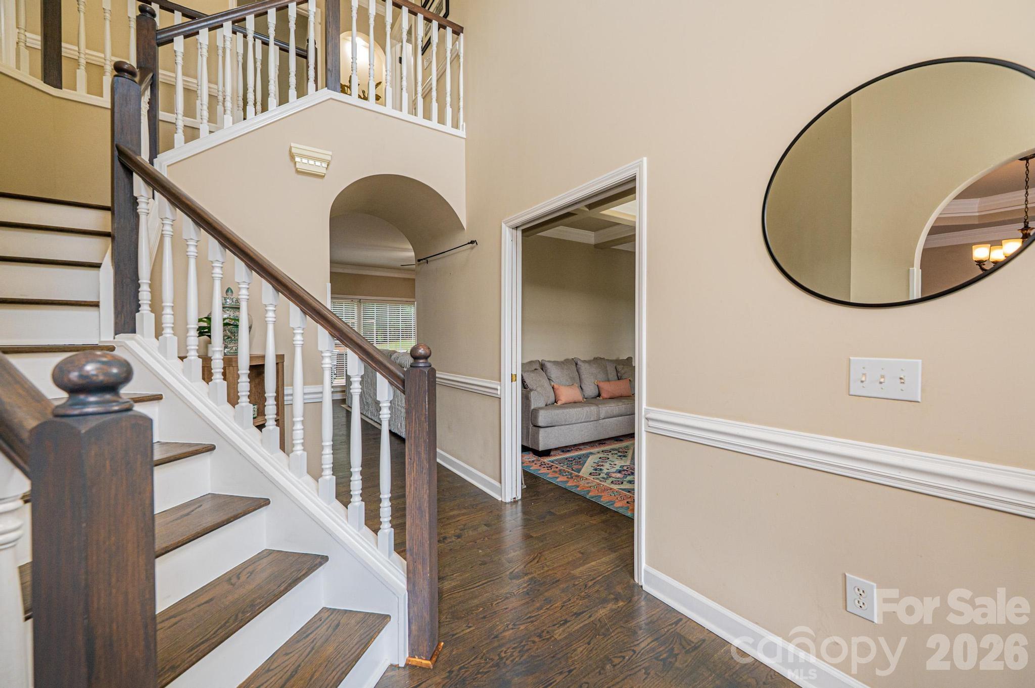 5700 Crown Terrace Property Photo 7