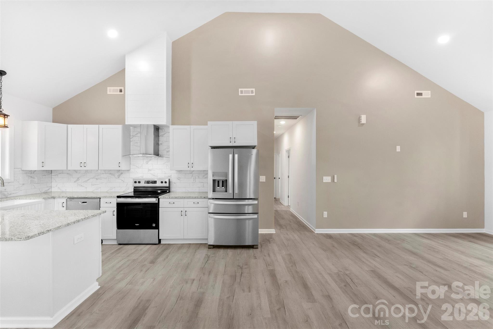 1618 Eaves Road Property Photo 7