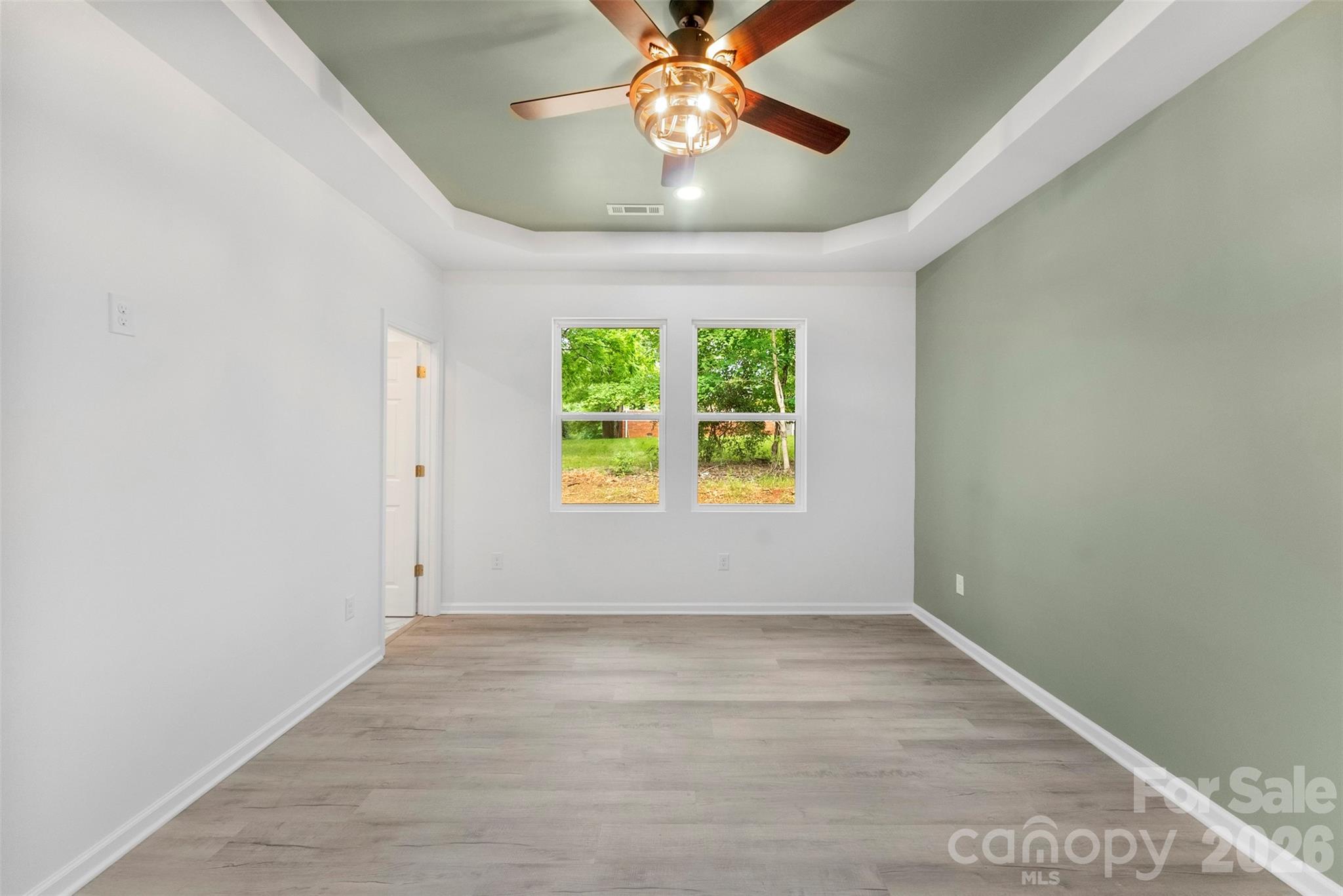 1618 Eaves Road Property Photo 18