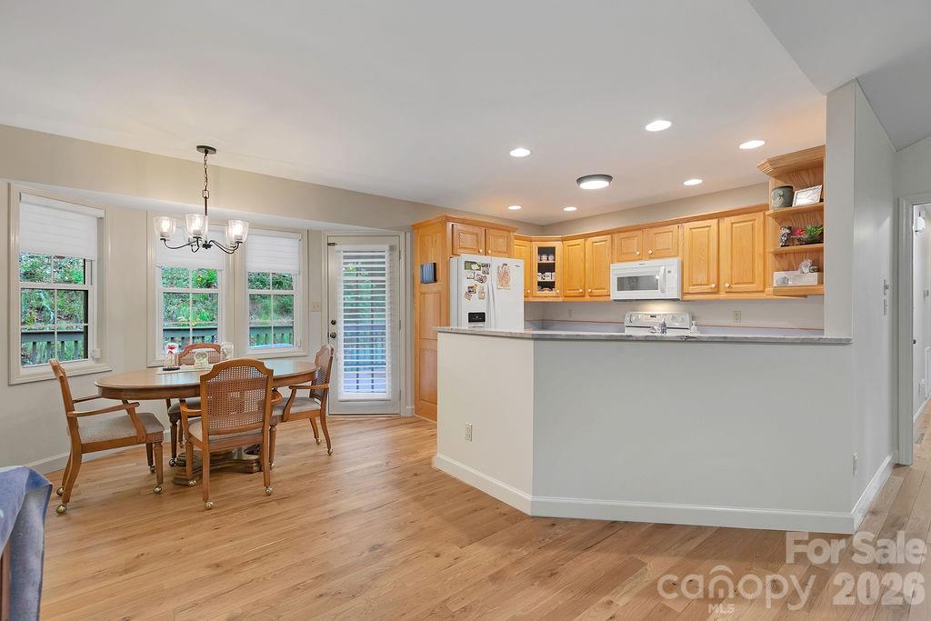 144 Lakeland Drive Property Photo 14