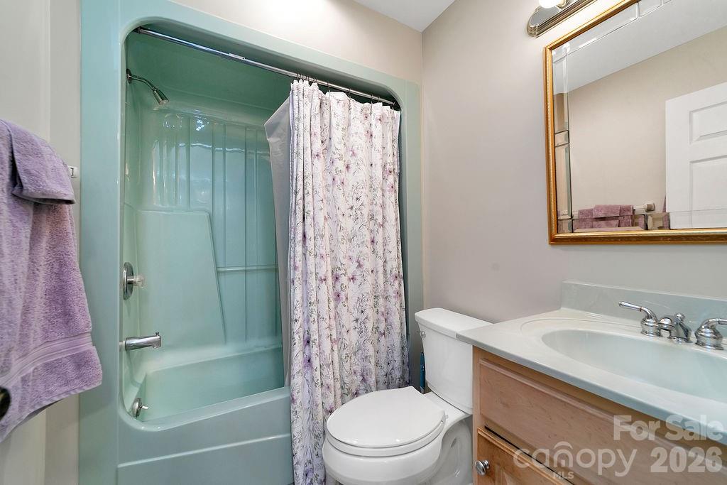 144 Lakeland Drive Property Photo 24