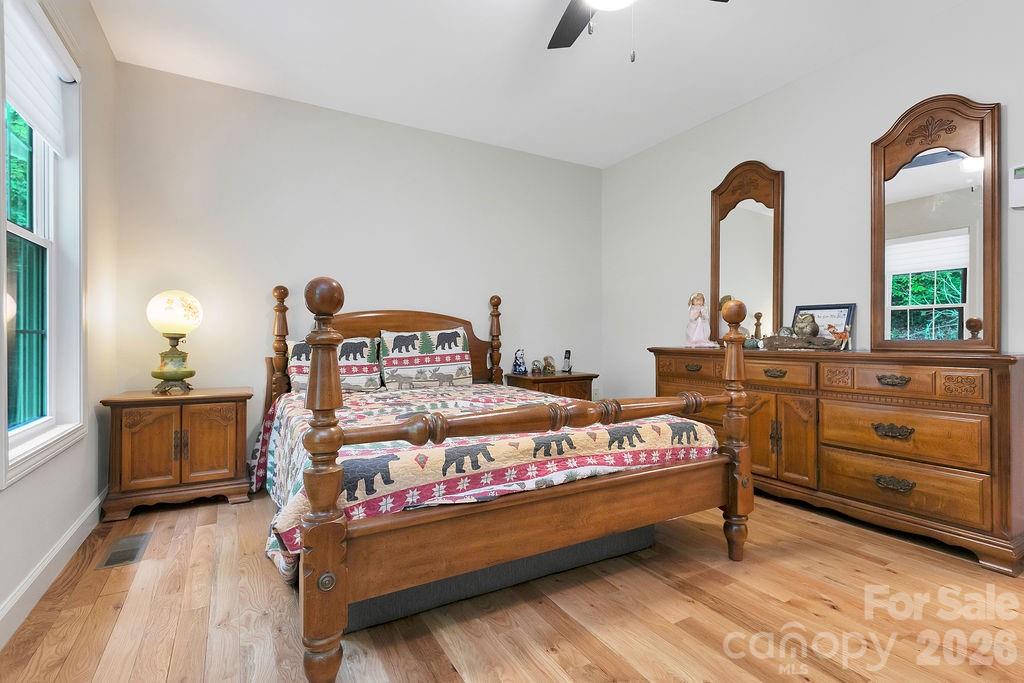 144 Lakeland Drive Property Photo 26