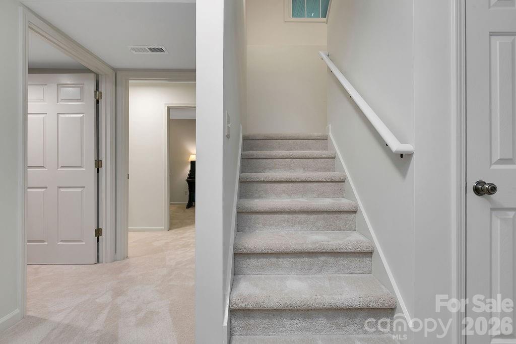 144 Lakeland Drive Property Photo 31