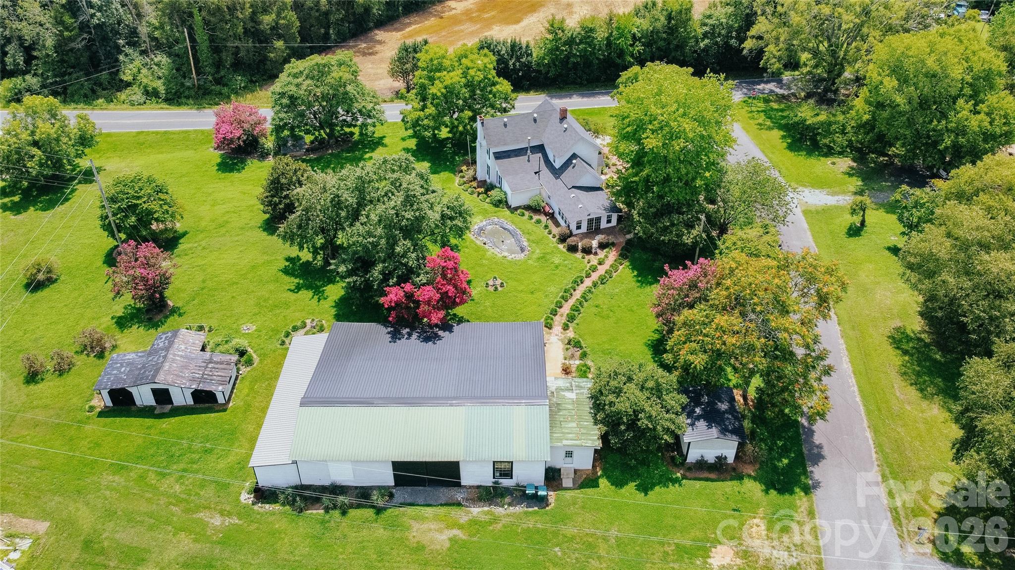 401 S Gold Branch Road Property Photo 3