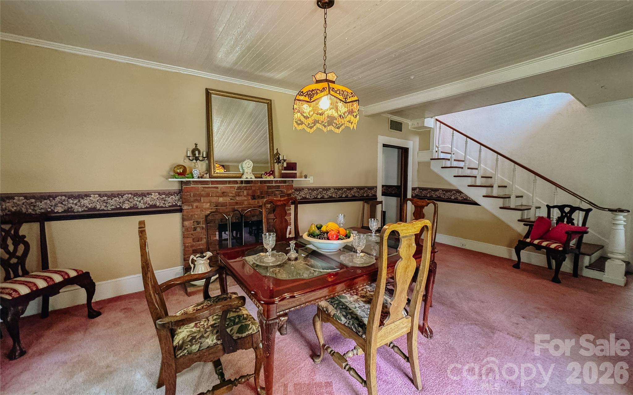 401 S Gold Branch Road Property Photo 6