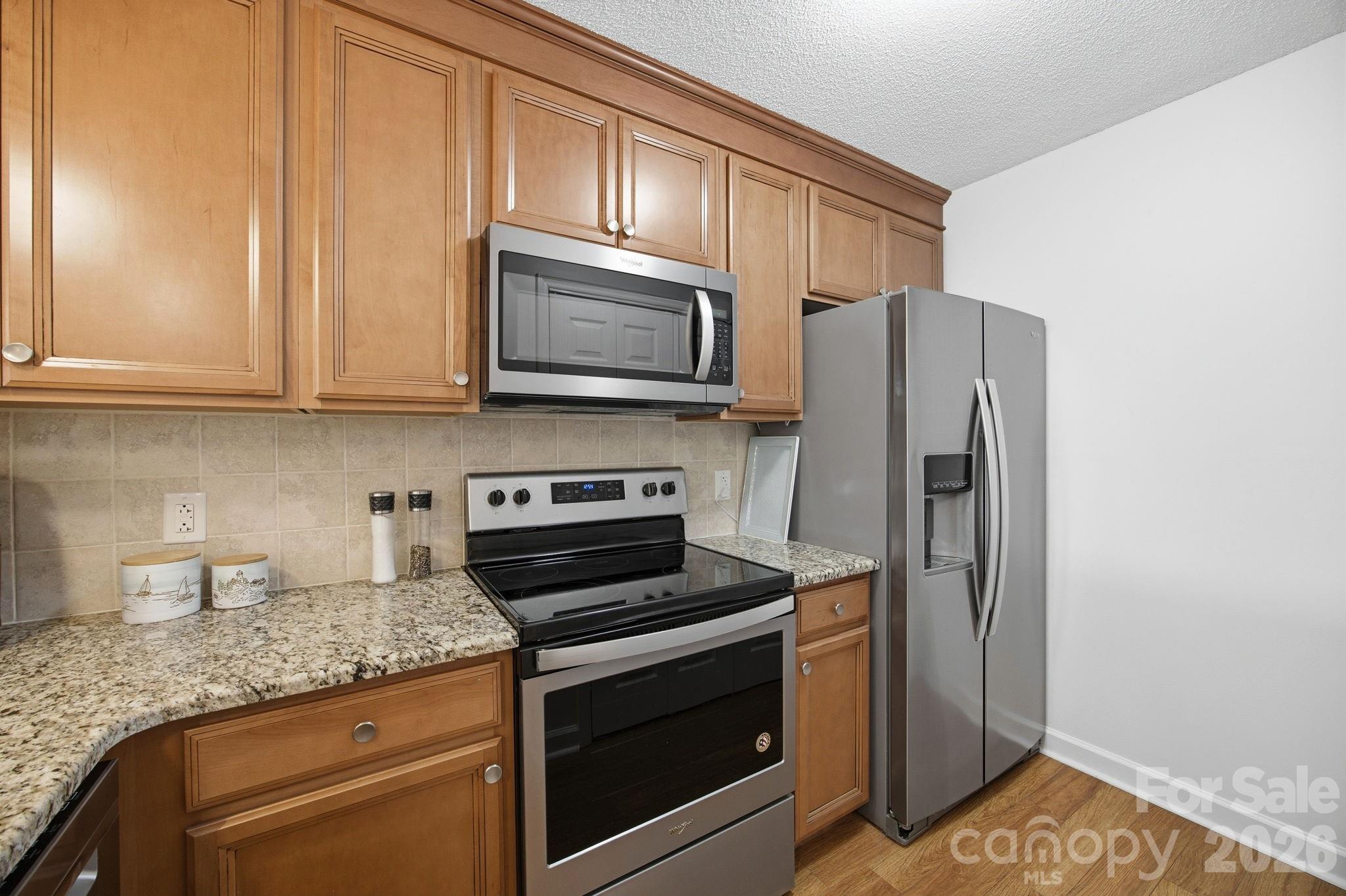 18009 Kings Point Drive I Property Photo 11