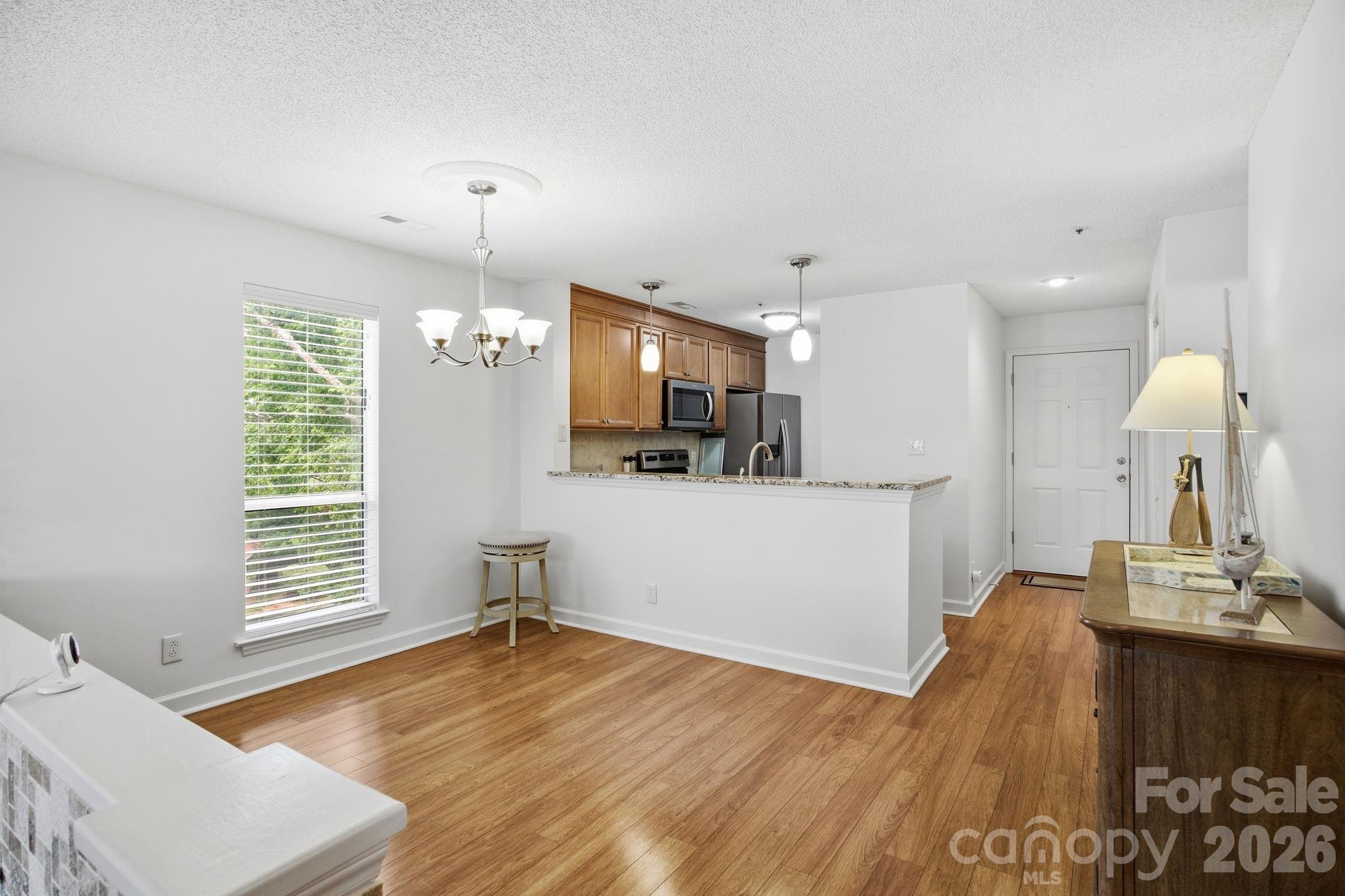 18009 Kings Point Drive I Property Photo 15