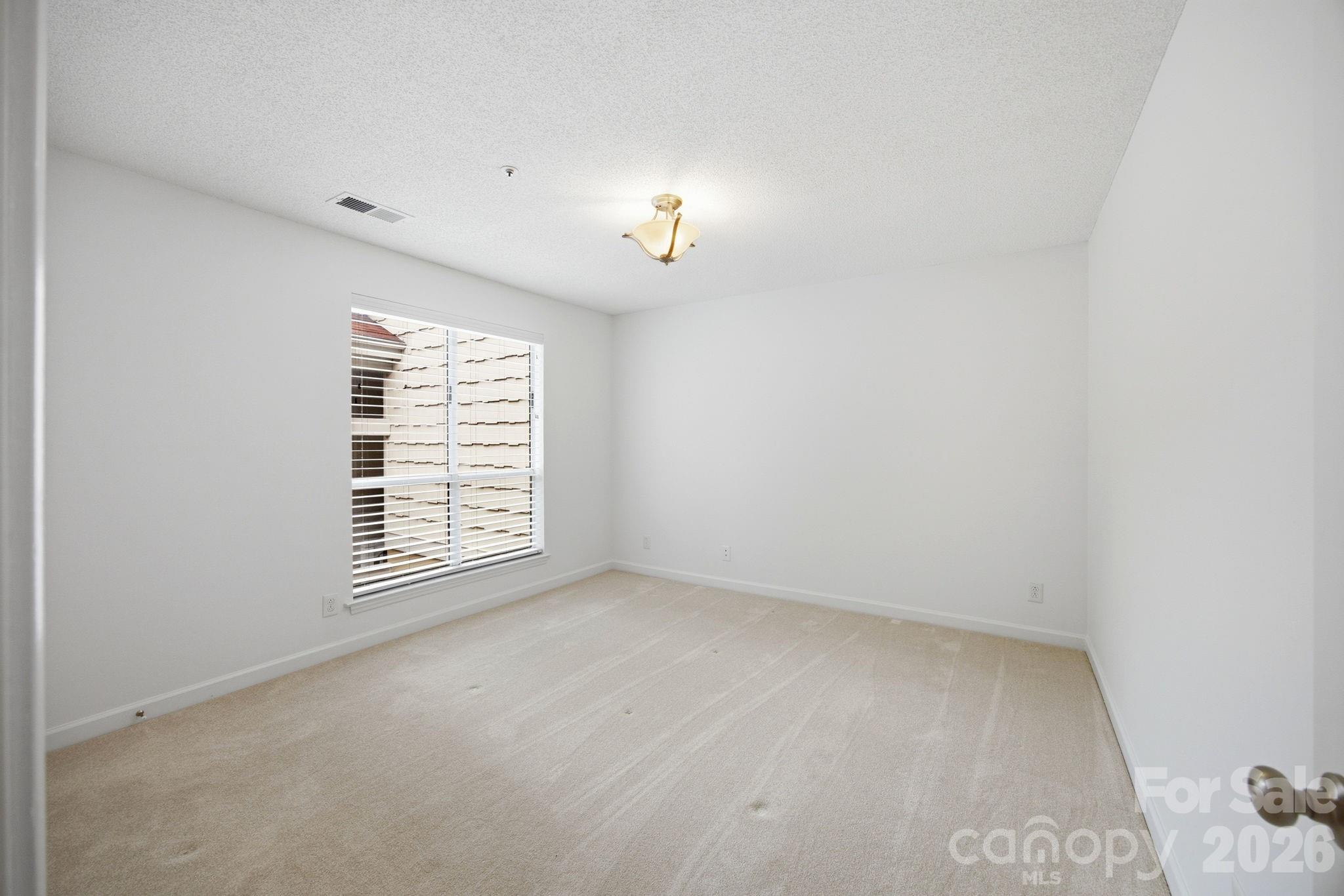 18009 Kings Point Drive I Property Photo 22