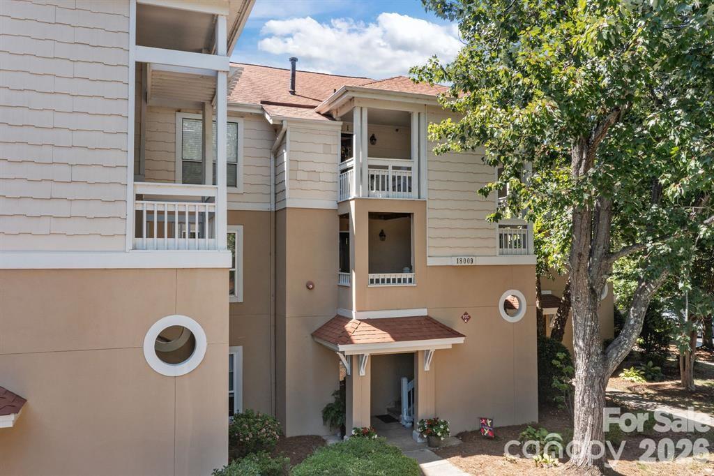 18009 Kings Point Drive I Property Photo 25