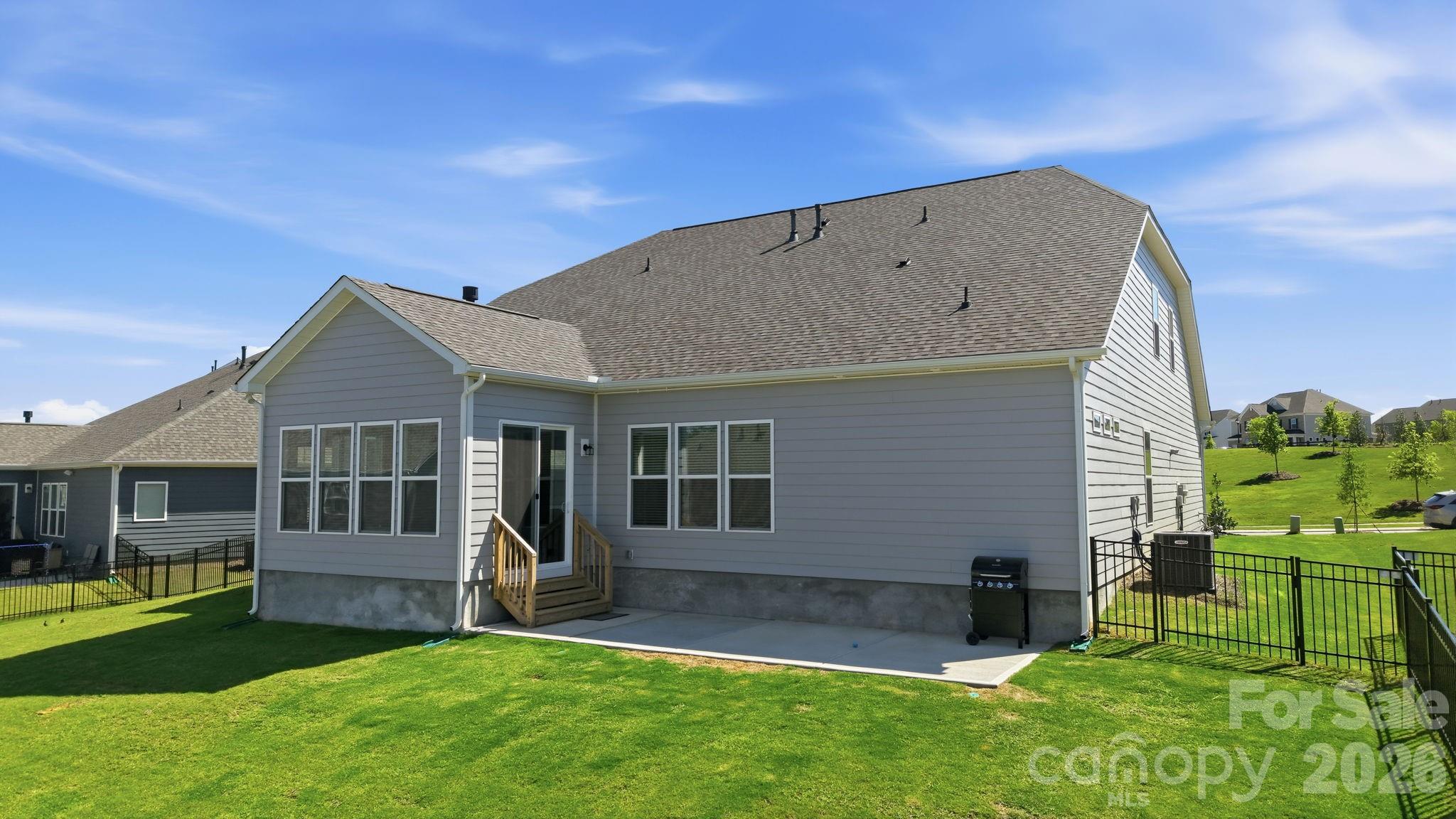 6721 Baker Creek Avenue Property Photo 8