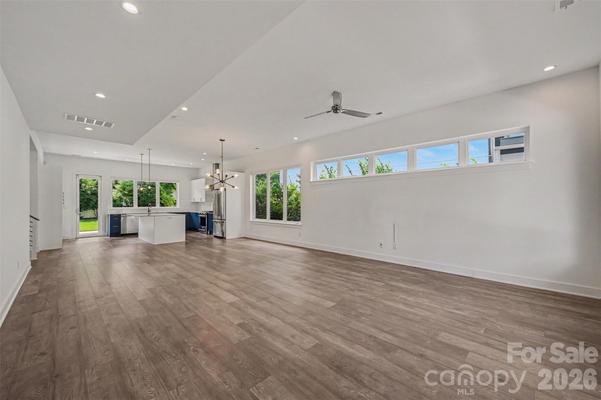 1243 Realta Drive Property Photo 4