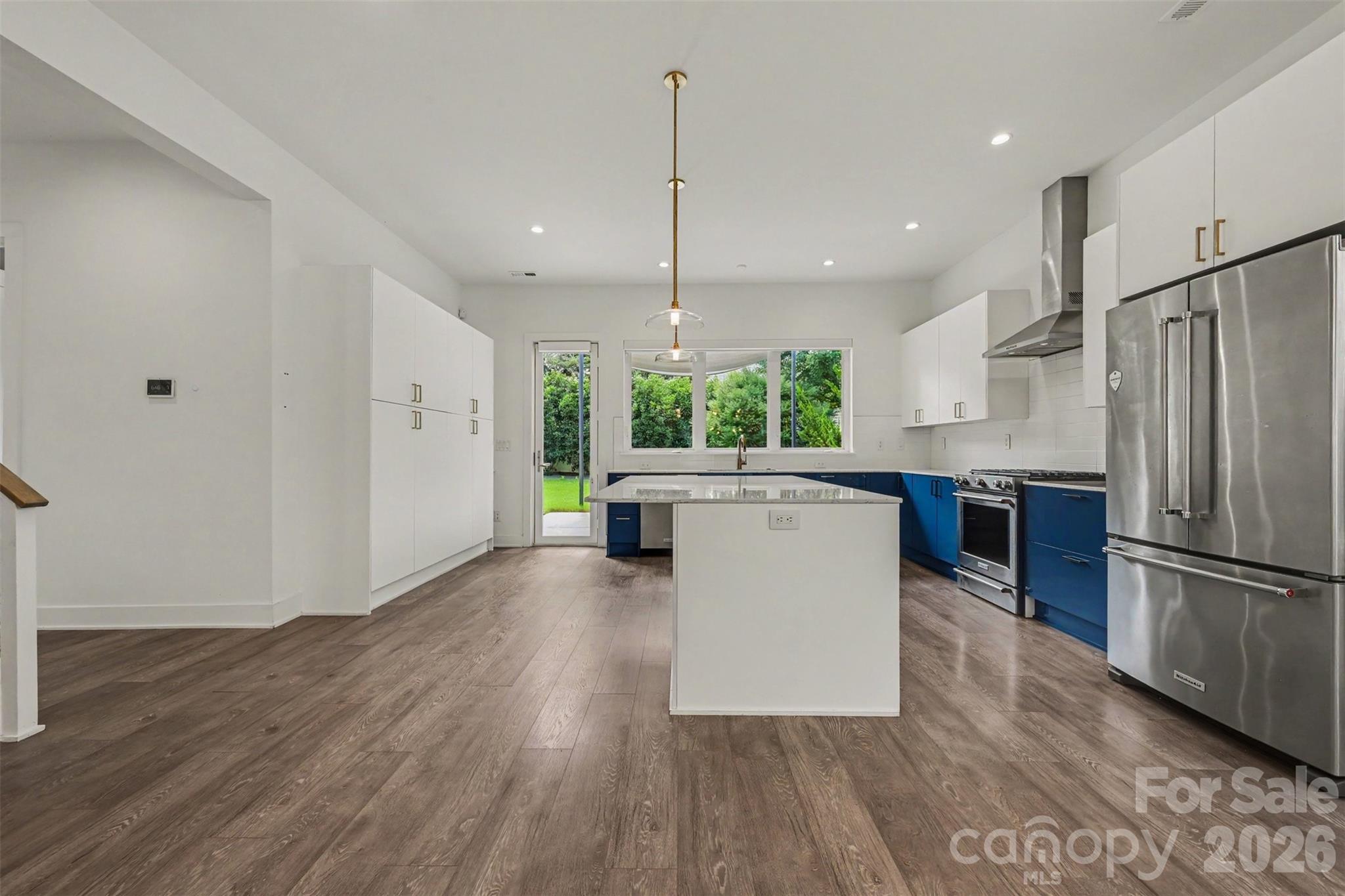 1243 Realta Drive Property Photo 8