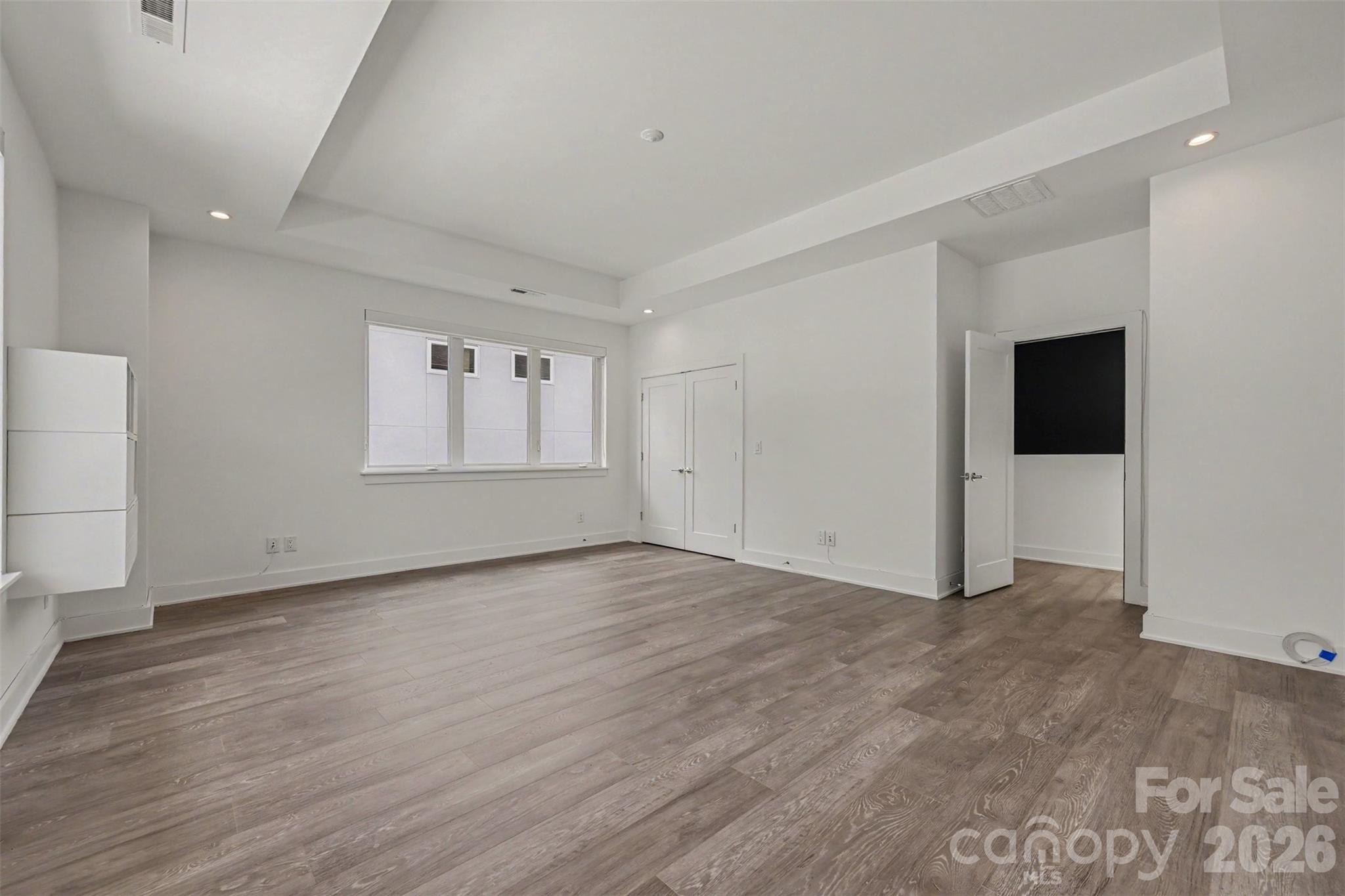 1243 Realta Drive Property Photo 35