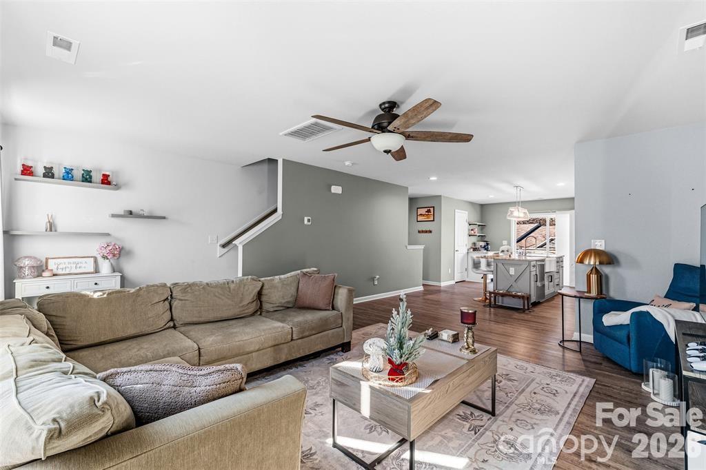 8236 Waxhaw Highway Property Photo 5