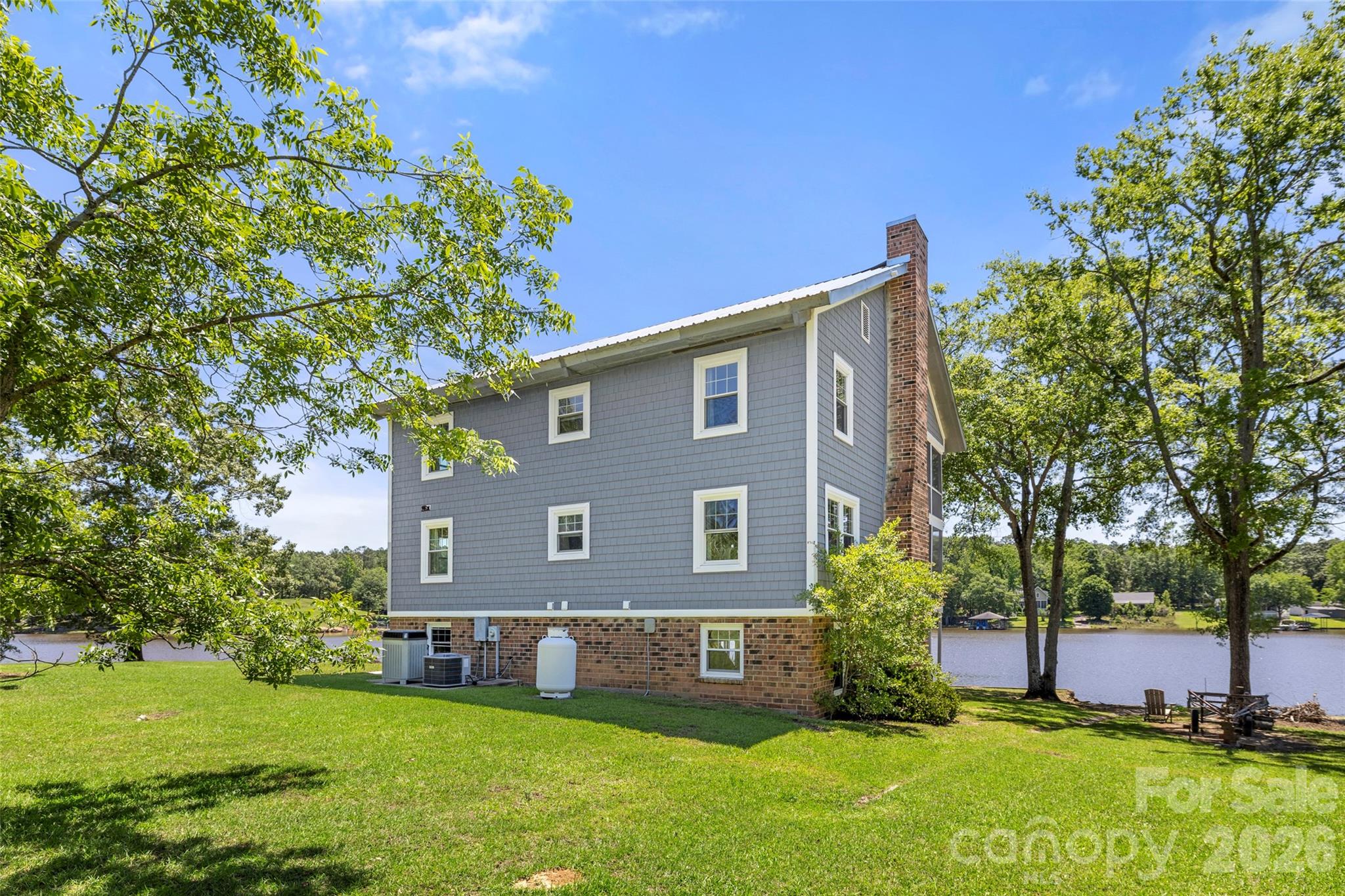 2450 Cottage Lane Property Photo 6