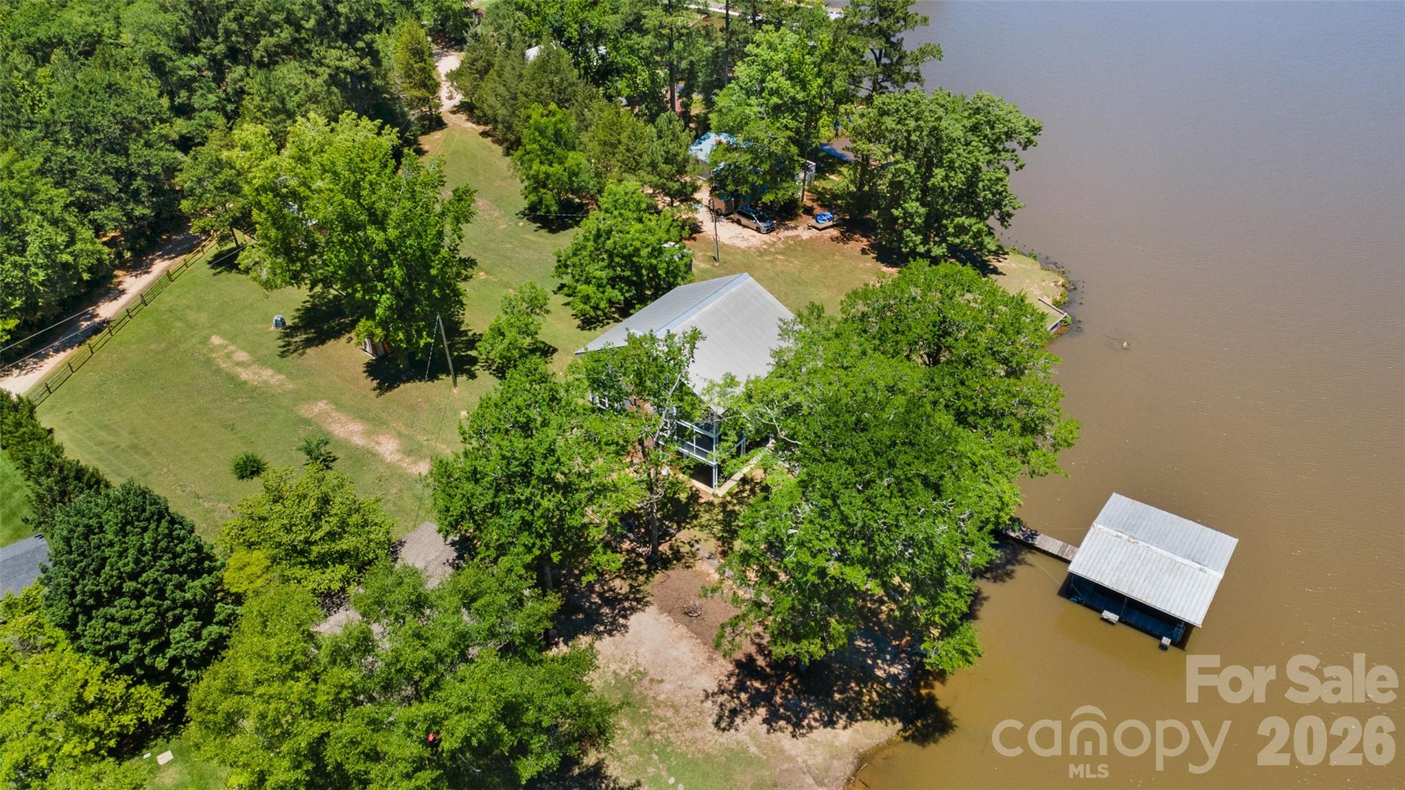 2450 Cottage Lane Property Photo 12