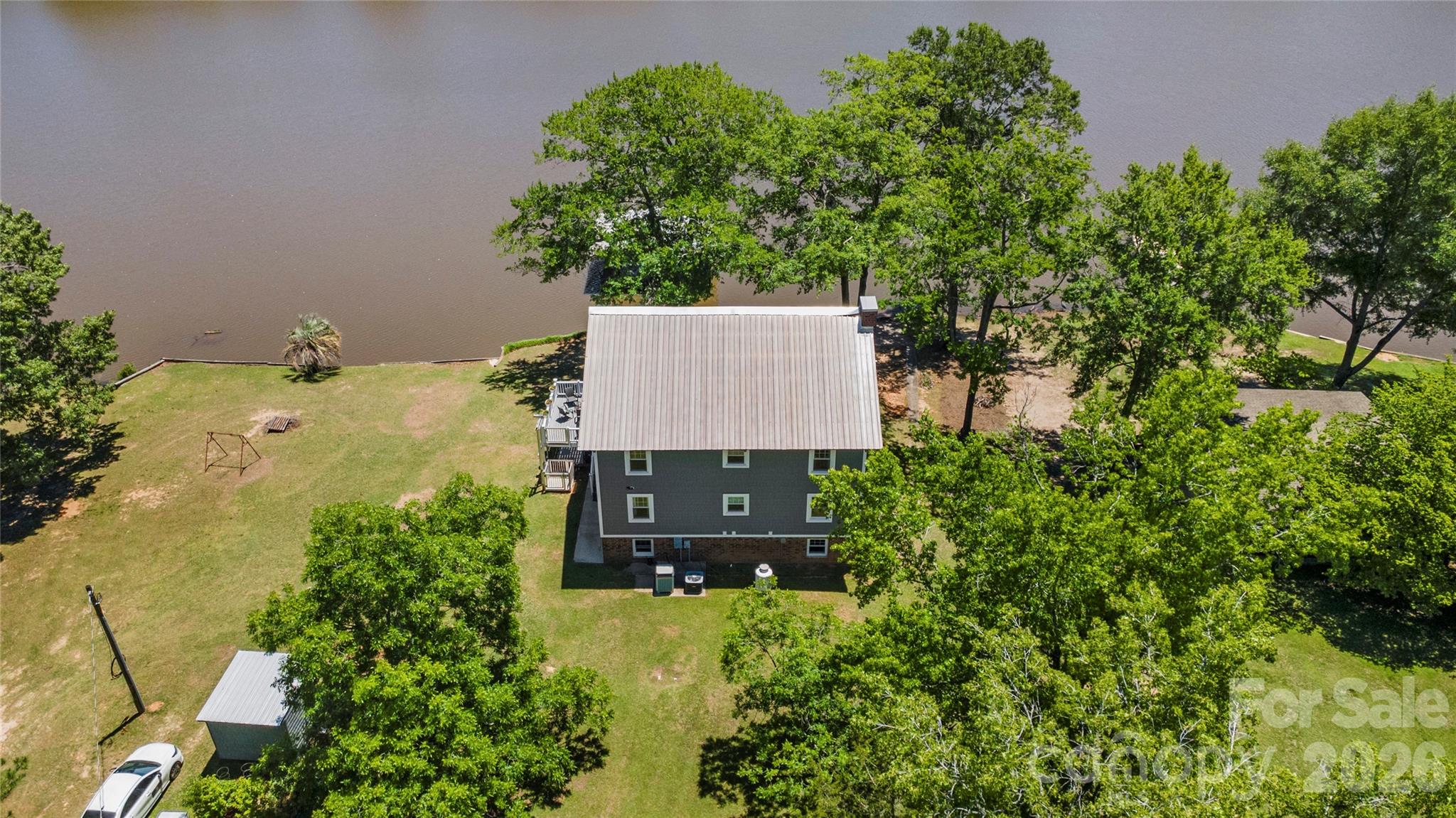 2450 Cottage Lane Property Photo 13