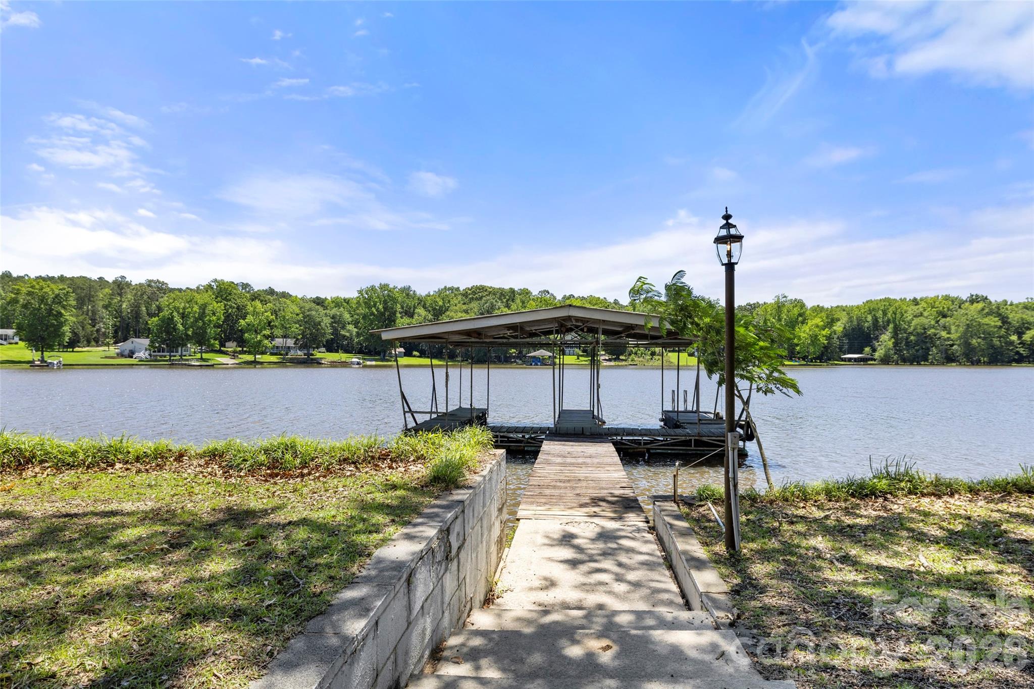 2450 Cottage Lane Property Photo 15