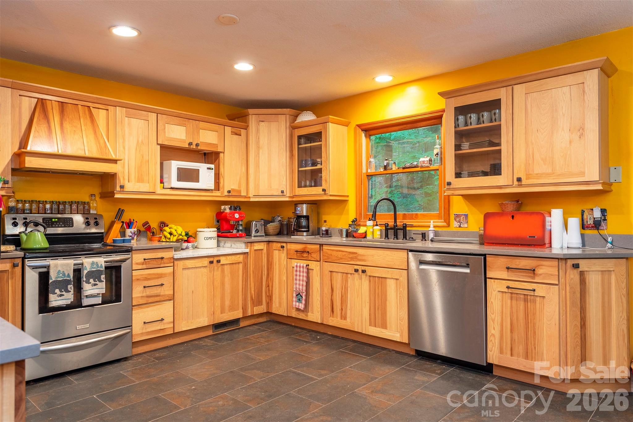 23 Hunting Lodge Drive Property Photo 3