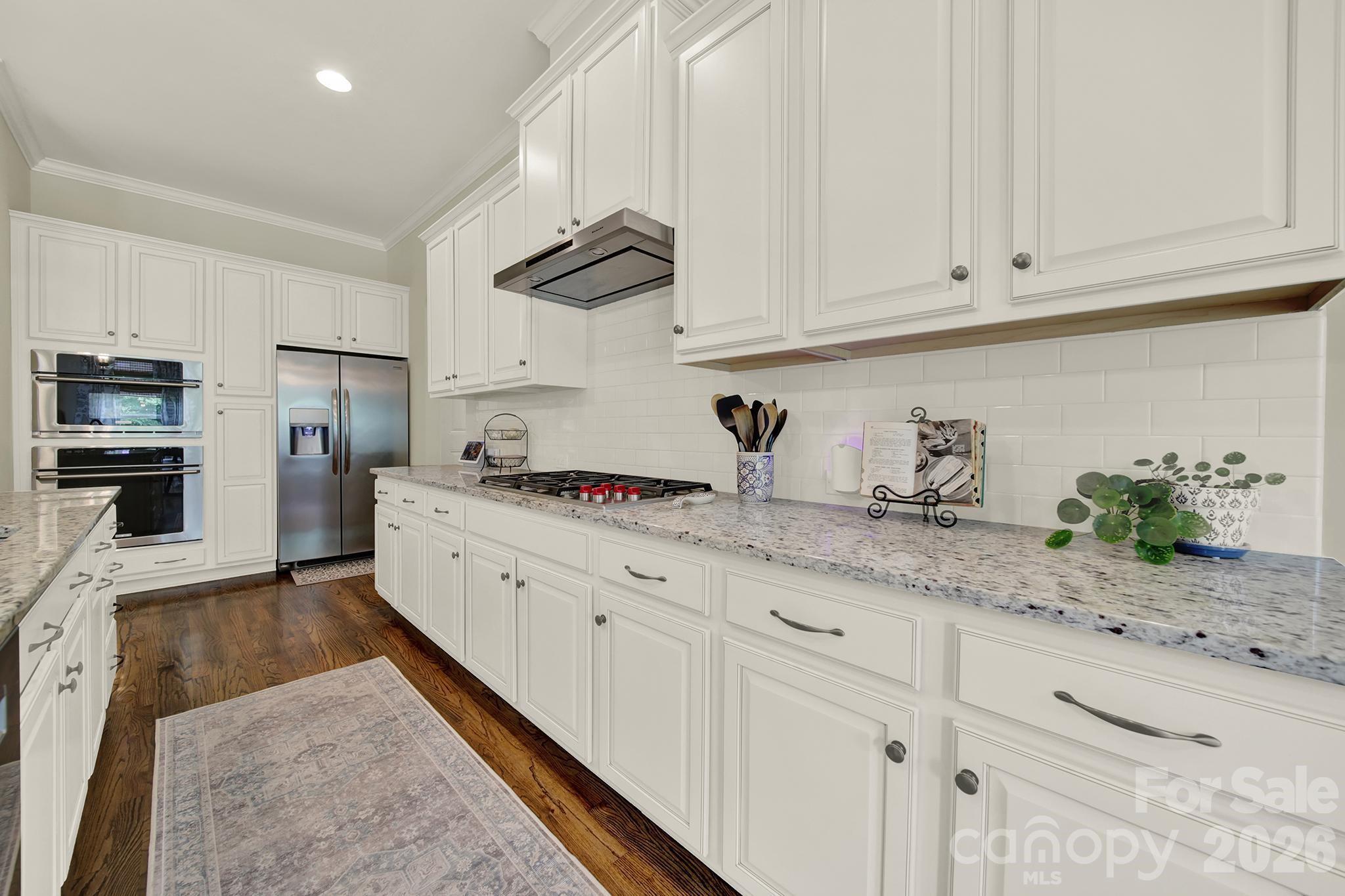 6390 Willow Farm Drive Property Photo 13
