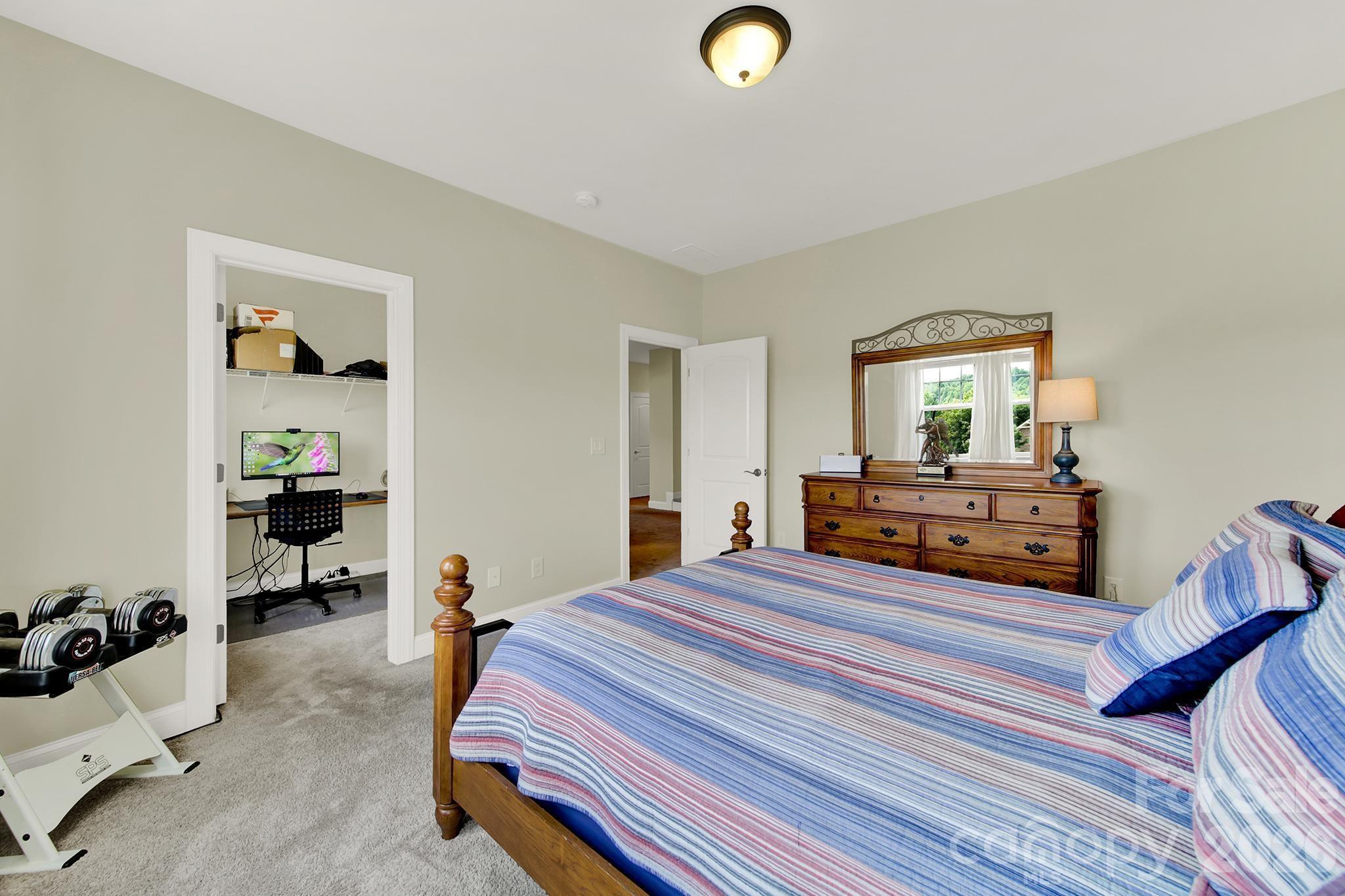 6390 Willow Farm Drive Property Photo 31