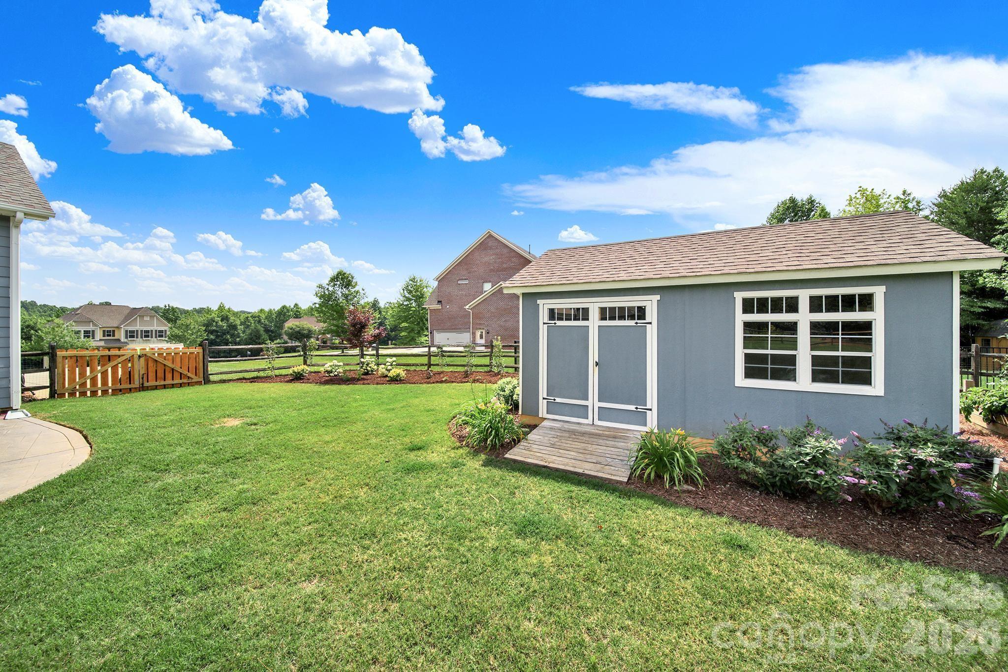 6390 Willow Farm Drive Property Photo 36