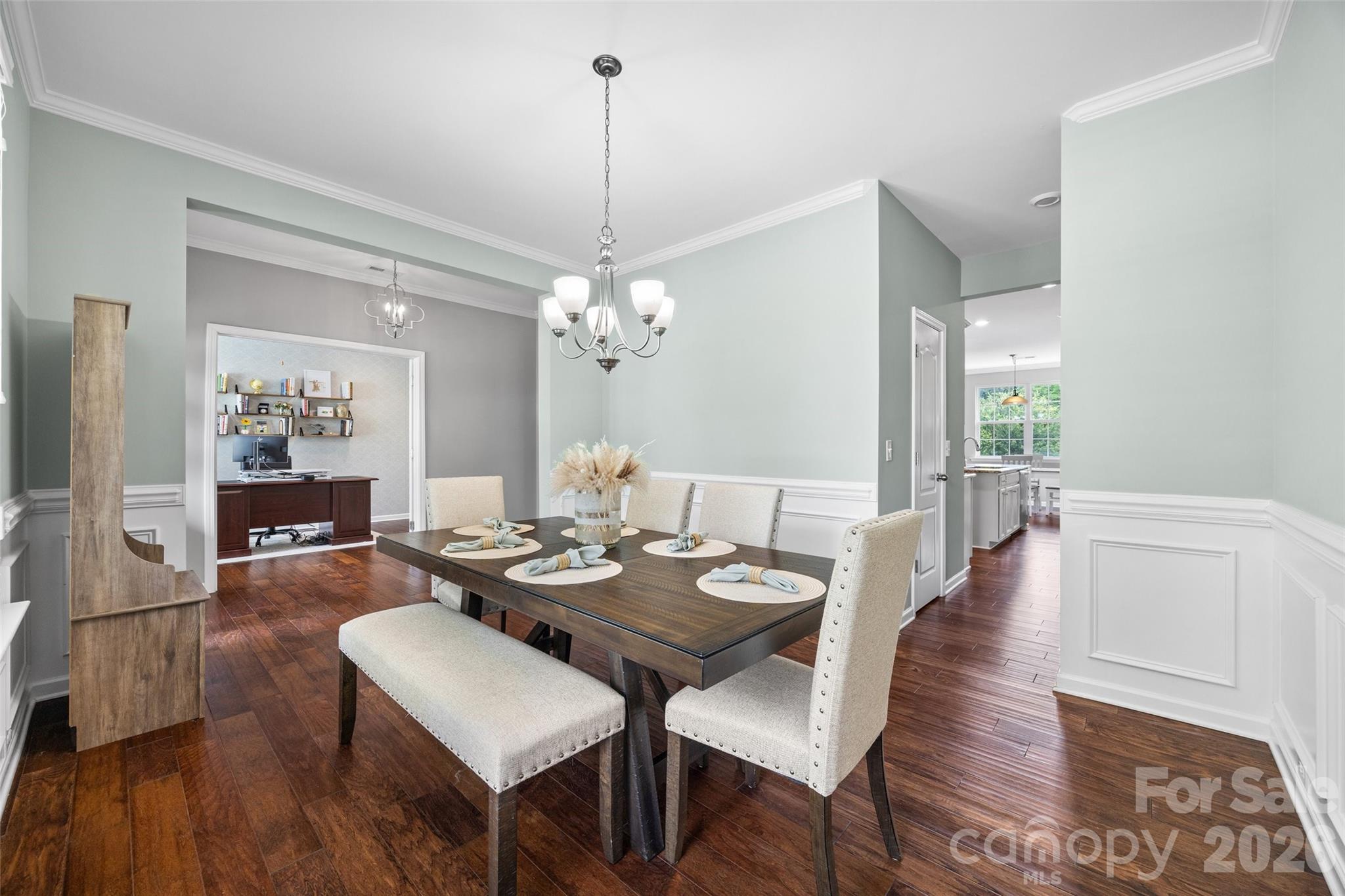 1016 Currituck Way Property Photo 12