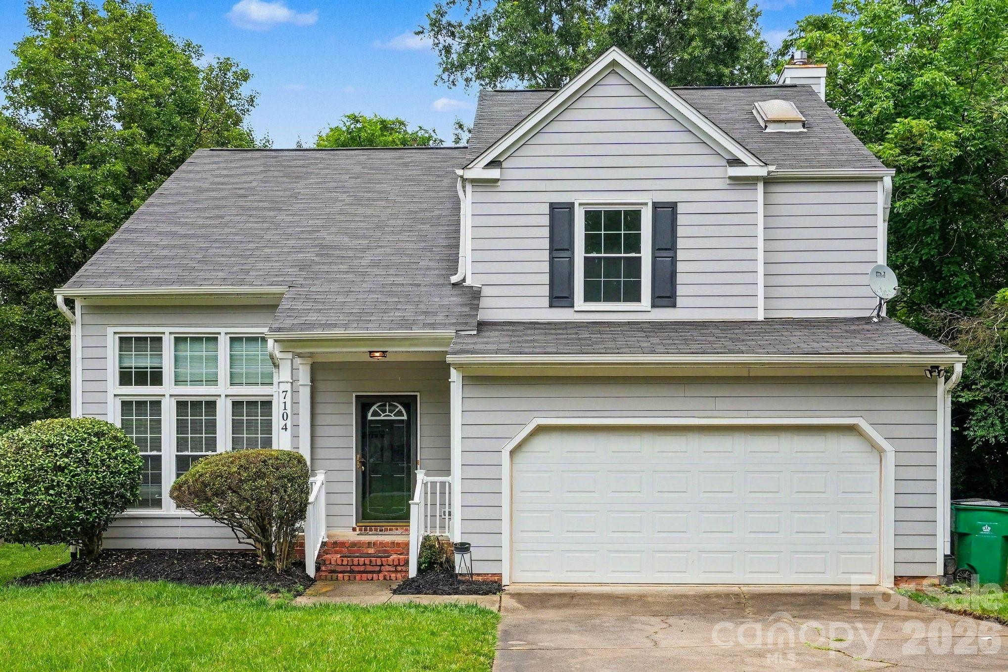 7104 Kinsmore Lane Property Photo 1