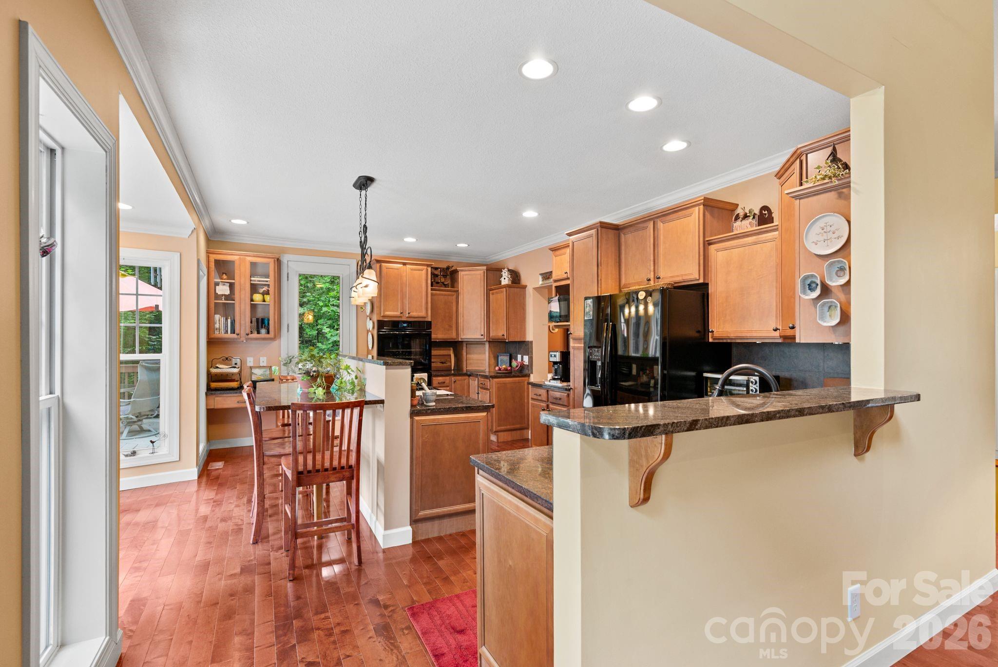 522 Silver Hawk Lane Property Photo 9