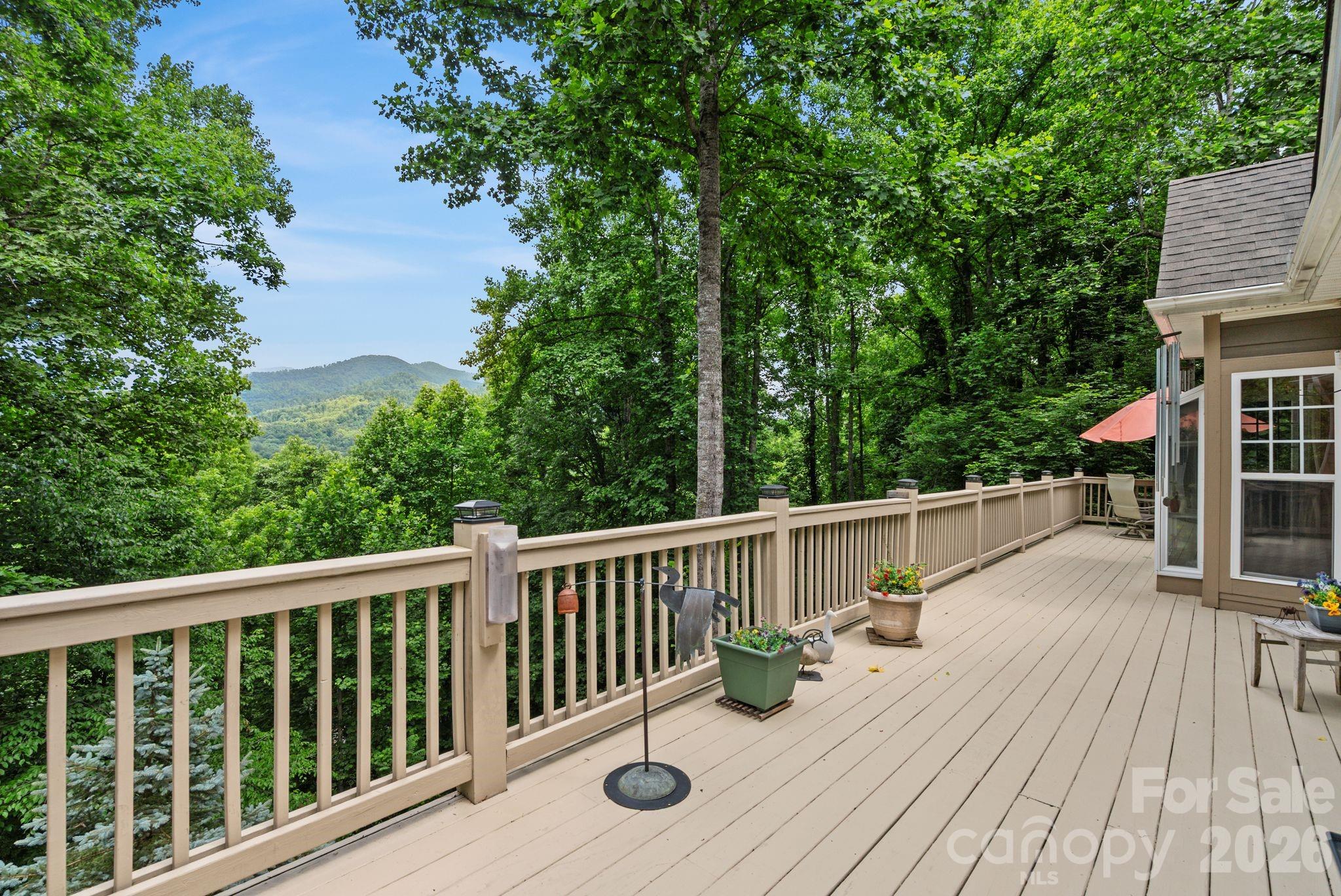 522 Silver Hawk Lane Property Photo 23