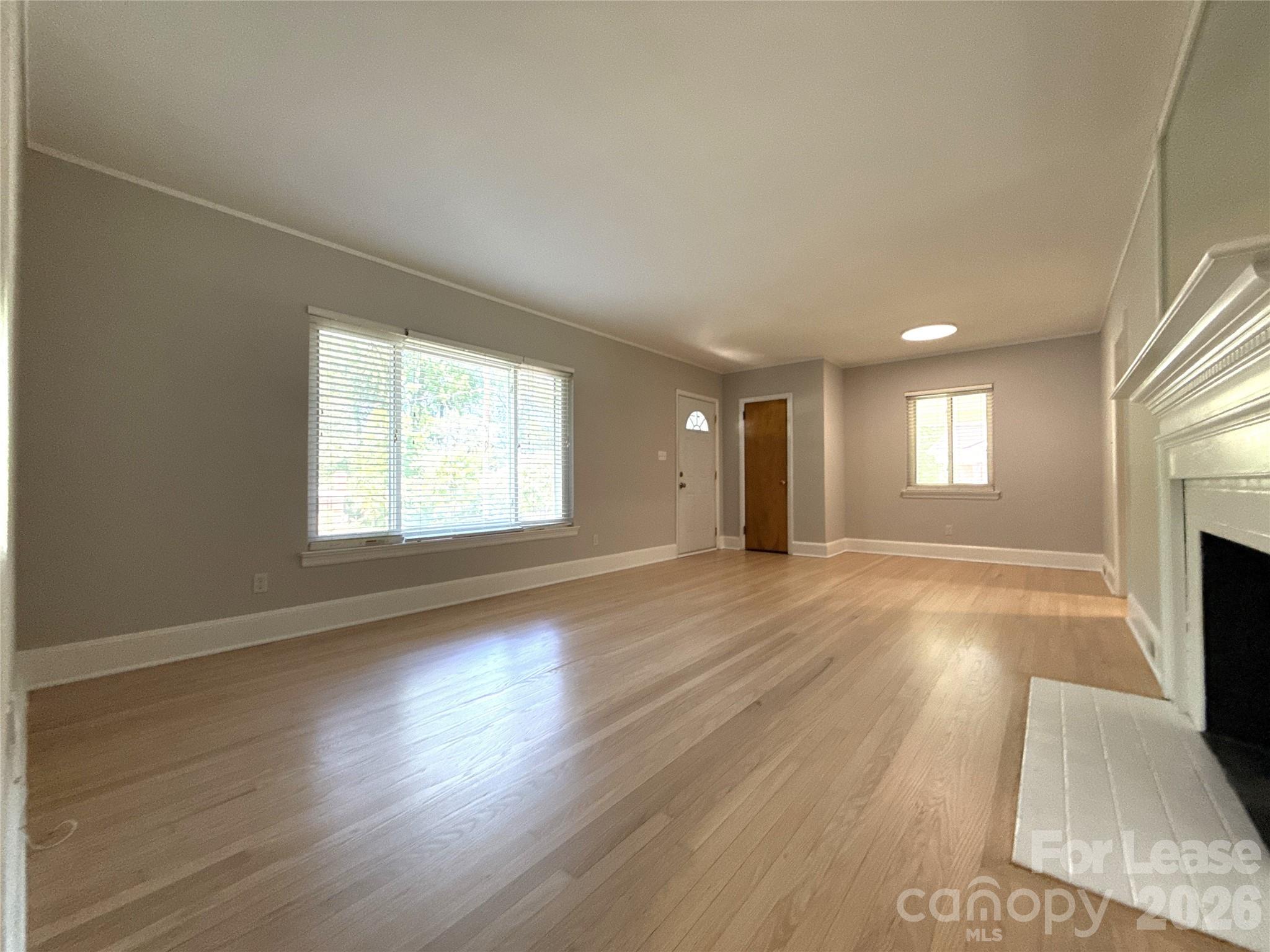 932 Hickory Nut Street Property Photo 4