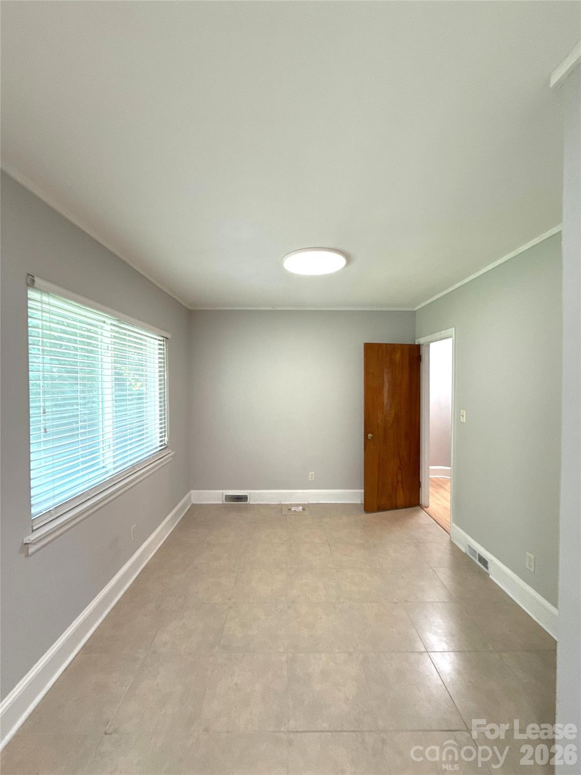 932 Hickory Nut Street Property Photo 11