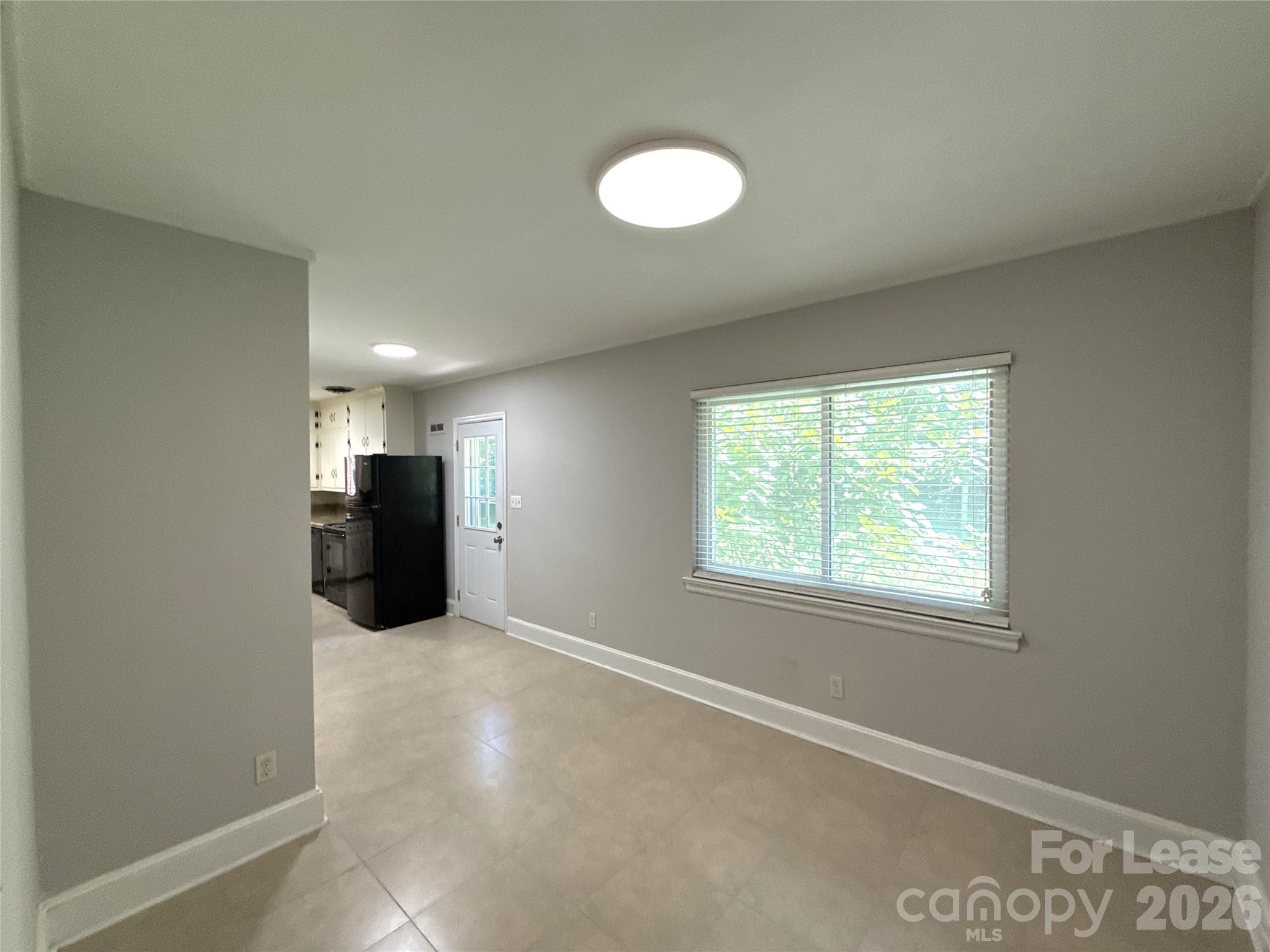 932 Hickory Nut Street Property Photo 12